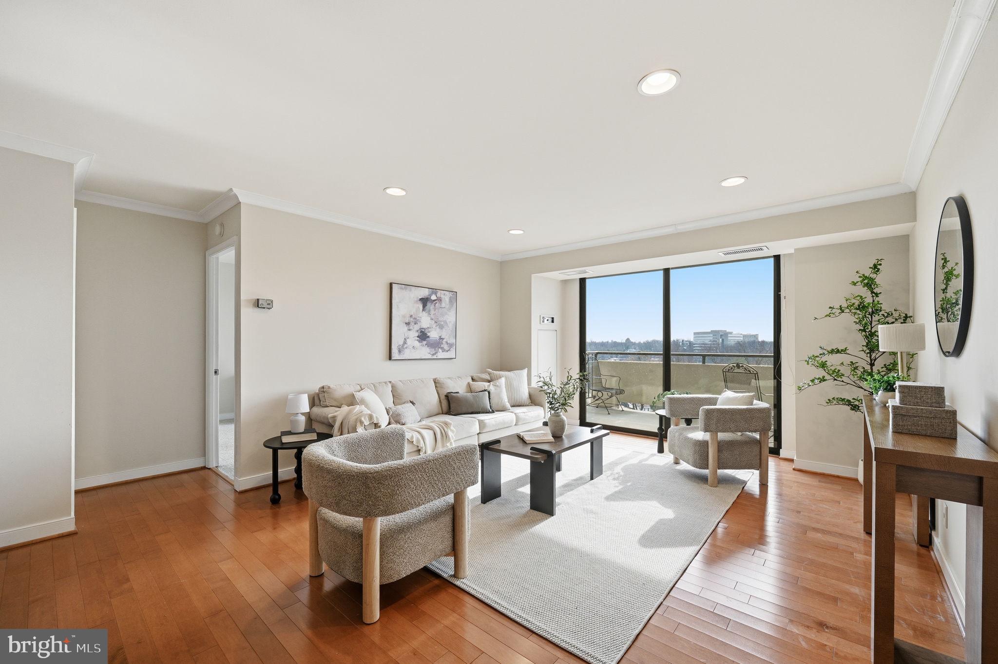 REGENCY - Residential