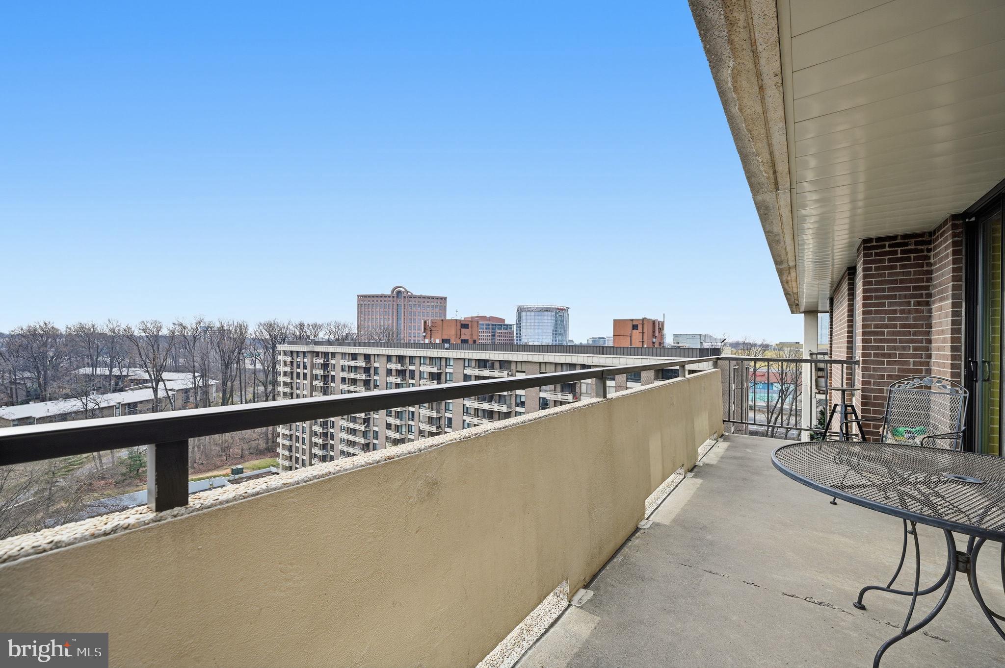 REGENCY - Residential