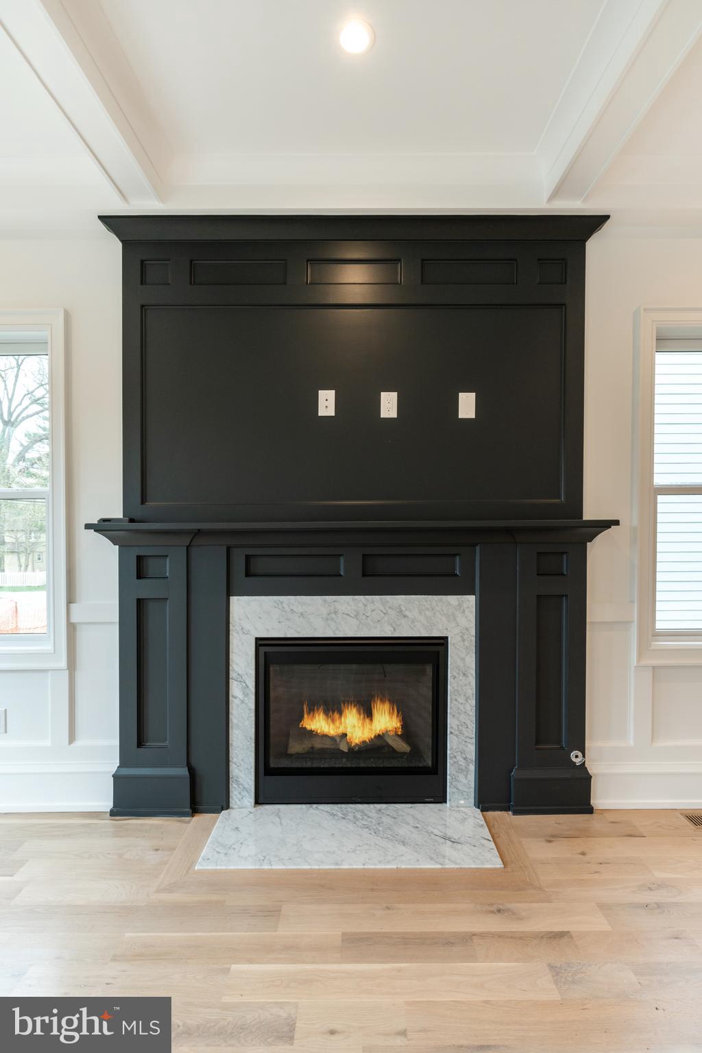 CHESTNUT HILL - Residential