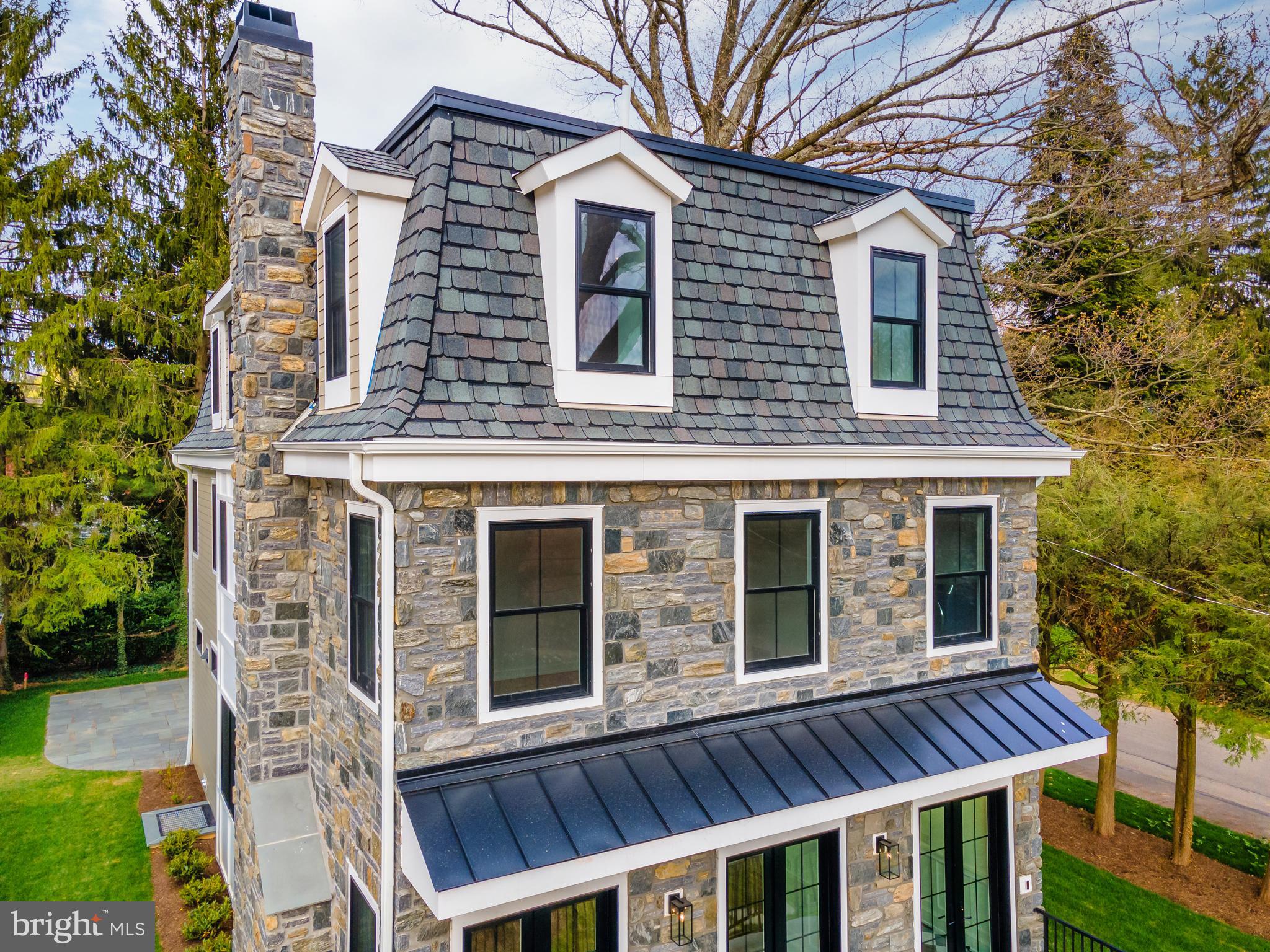 CHESTNUT HILL - Residential