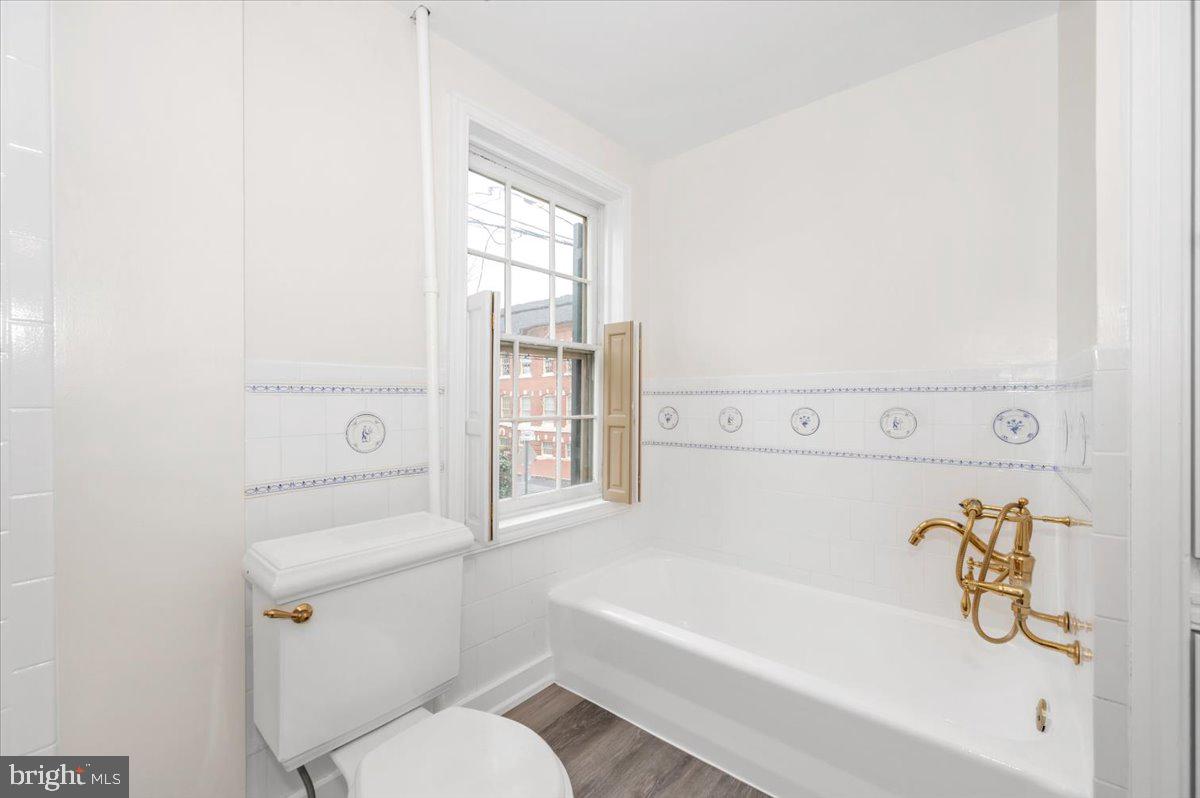 FREDERICK HISTORIC DISTRICT - Residential