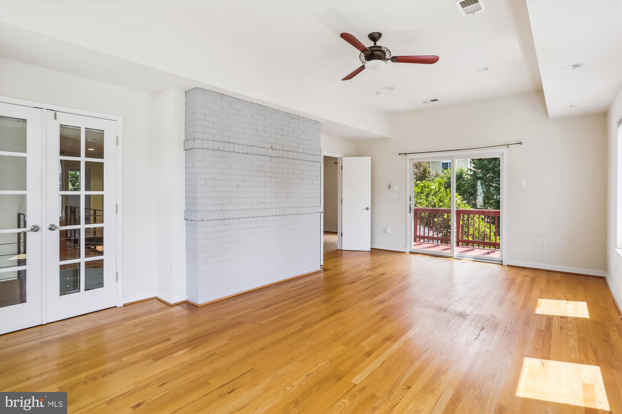 PARKWOOD - Residential