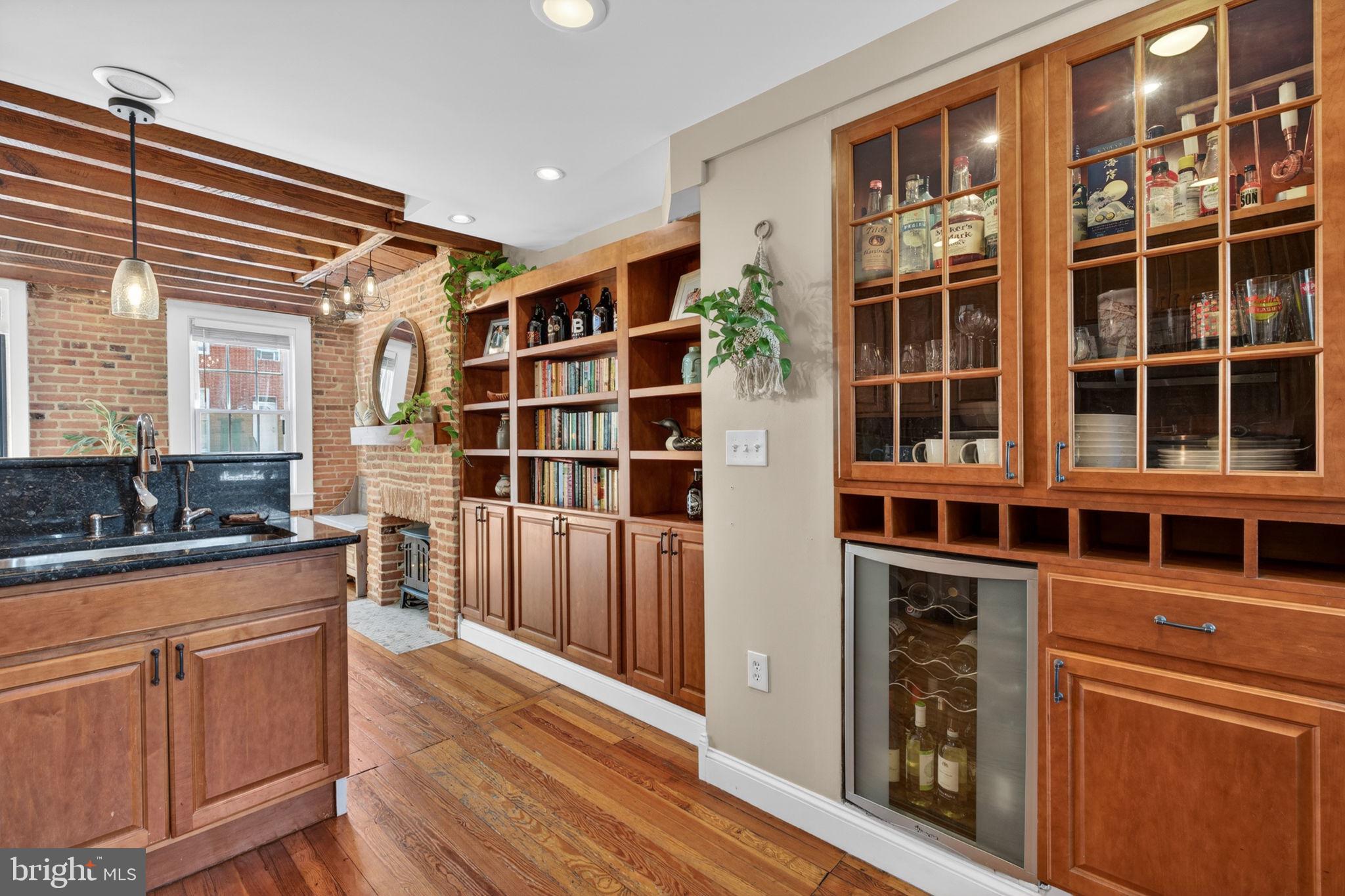 WASHINGTON HILL - Residential