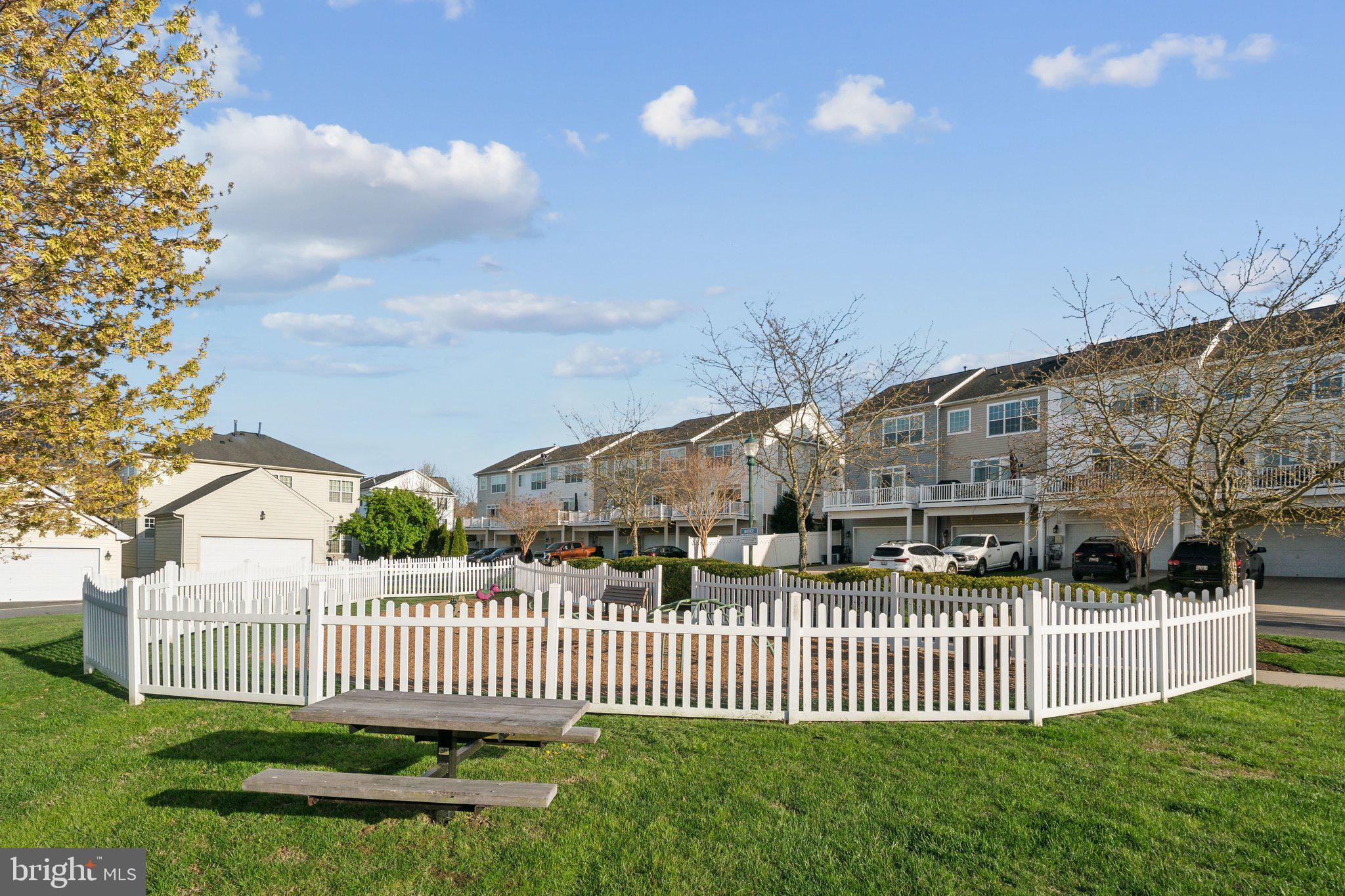 GREENWAY VILLAGE - Residential