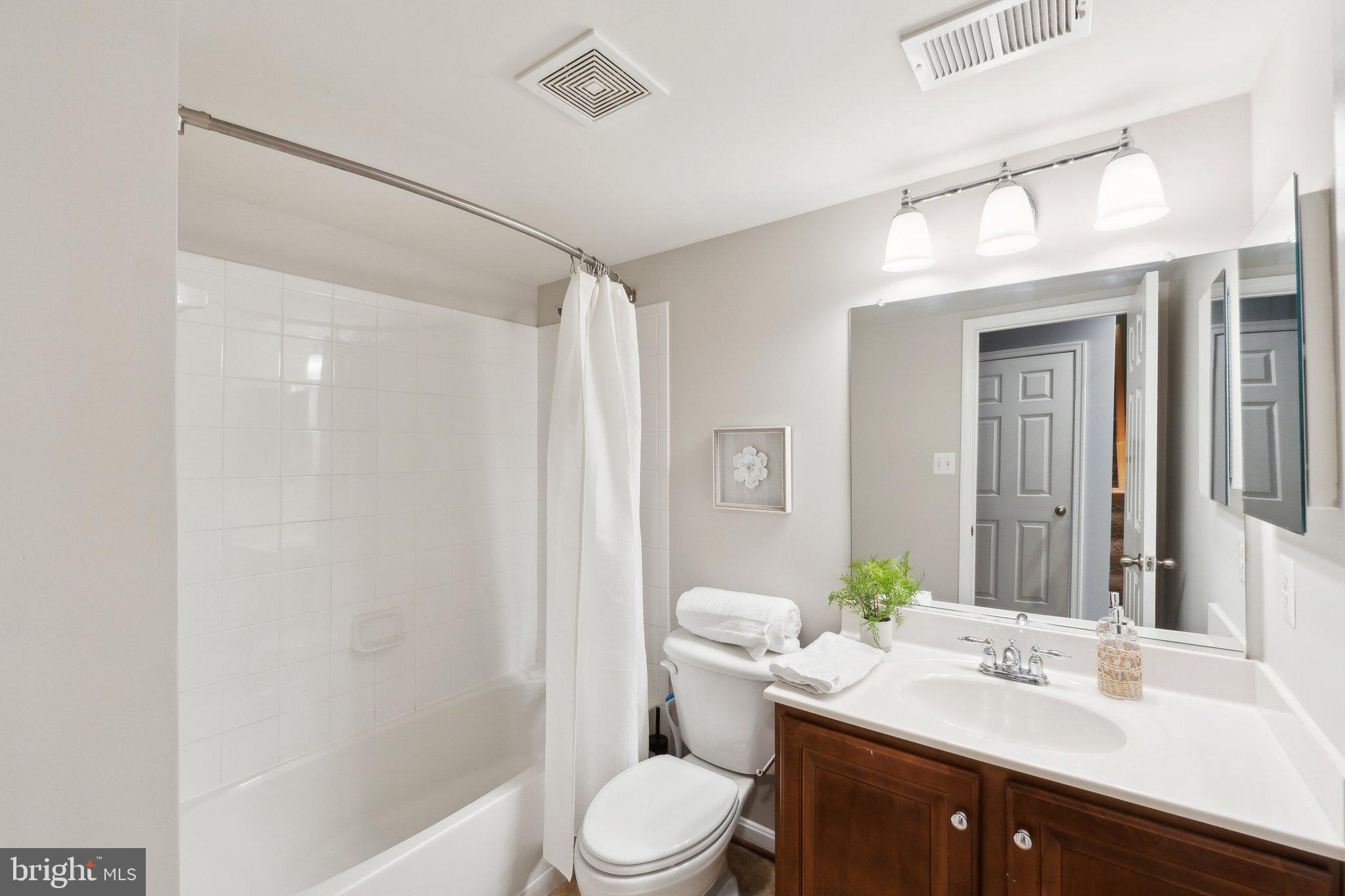 GREENWAY VILLAGE - Residential