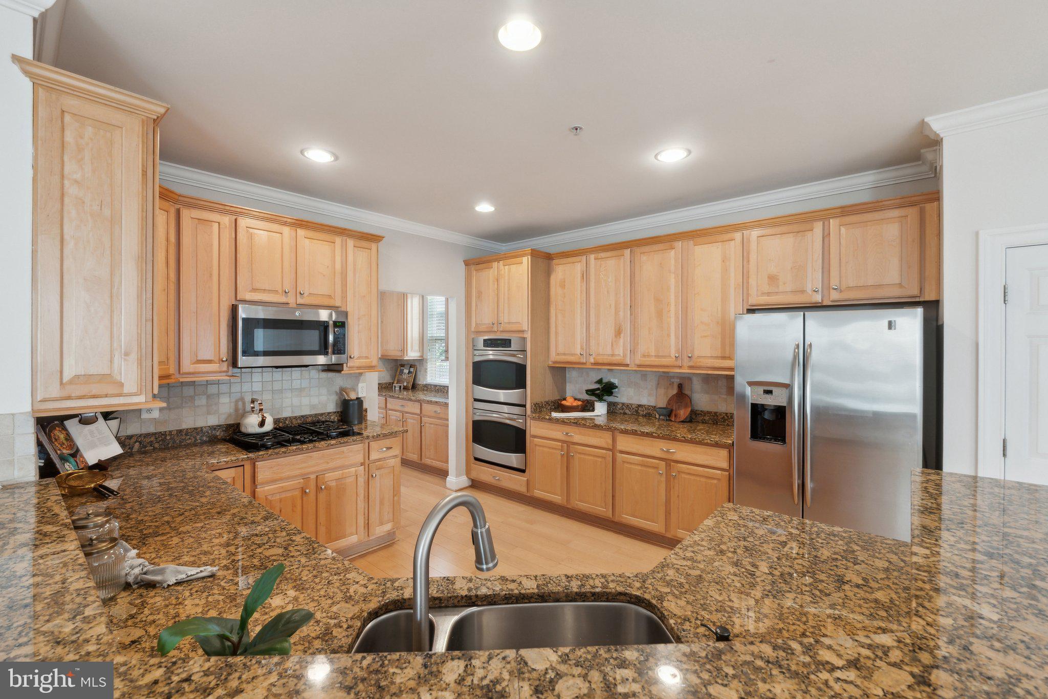 GREENWAY VILLAGE - Residential