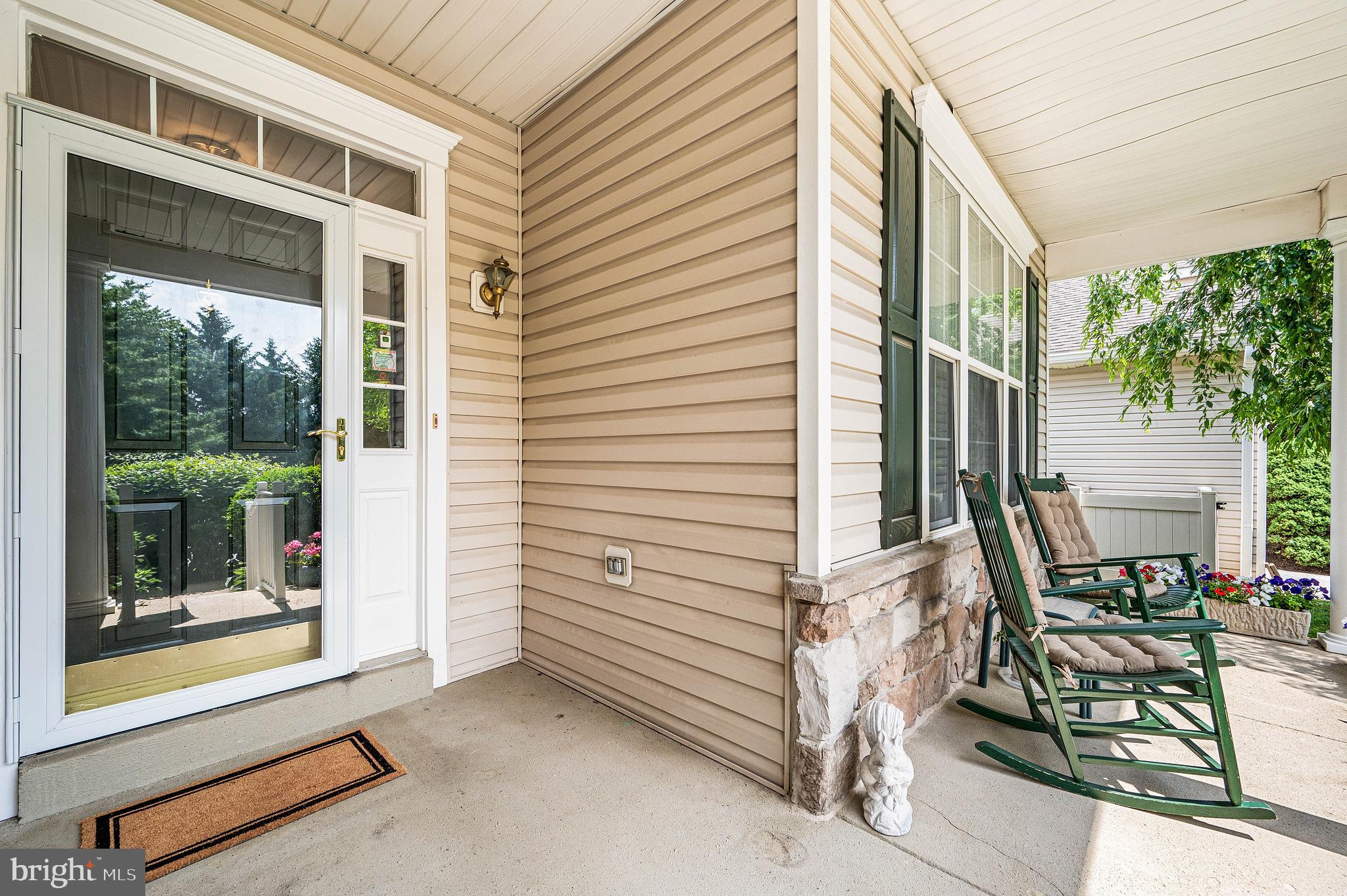 1368 TROON LANE