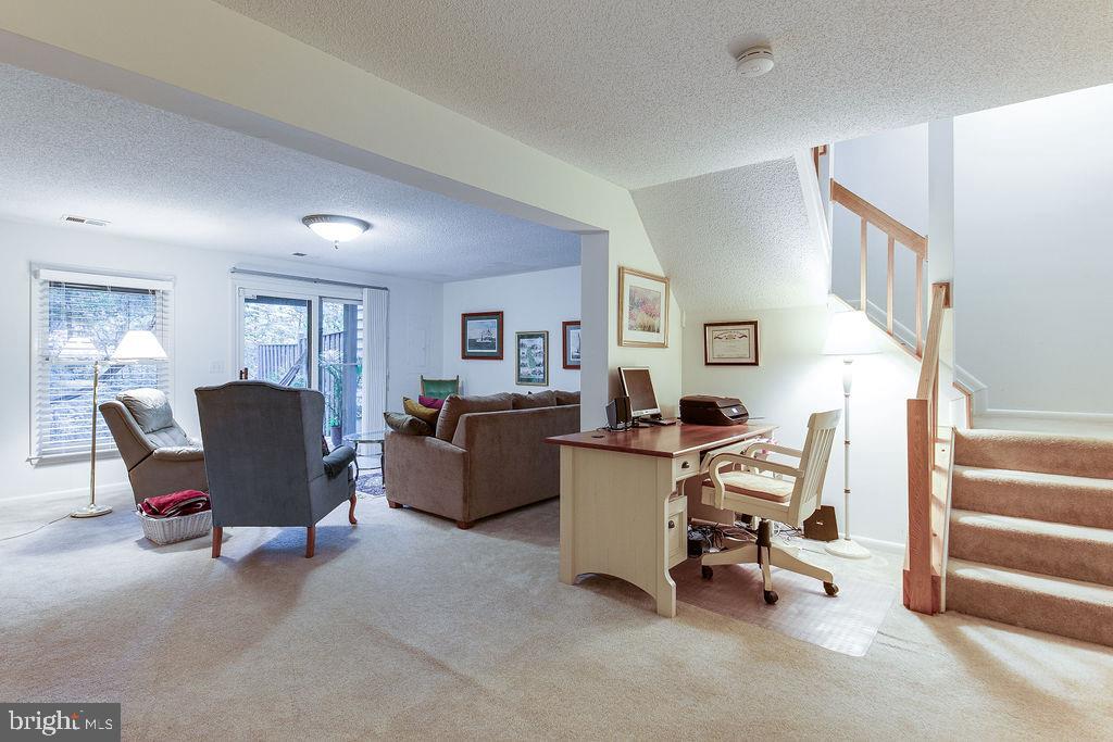 NEWPORT SPRINGS - Residential