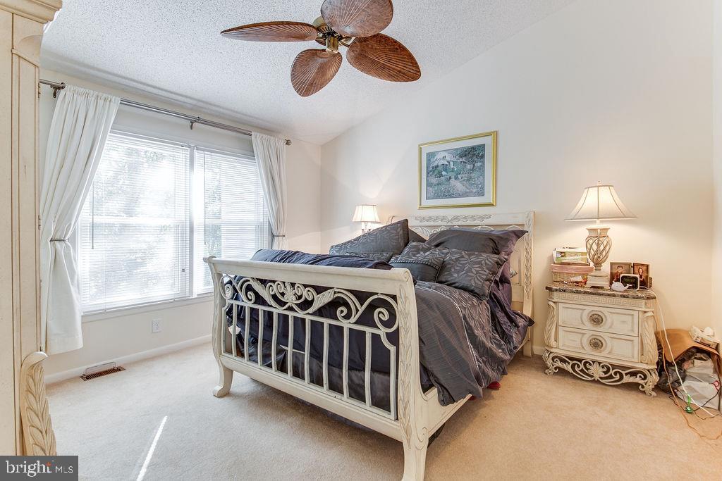 NEWPORT SPRINGS - Residential