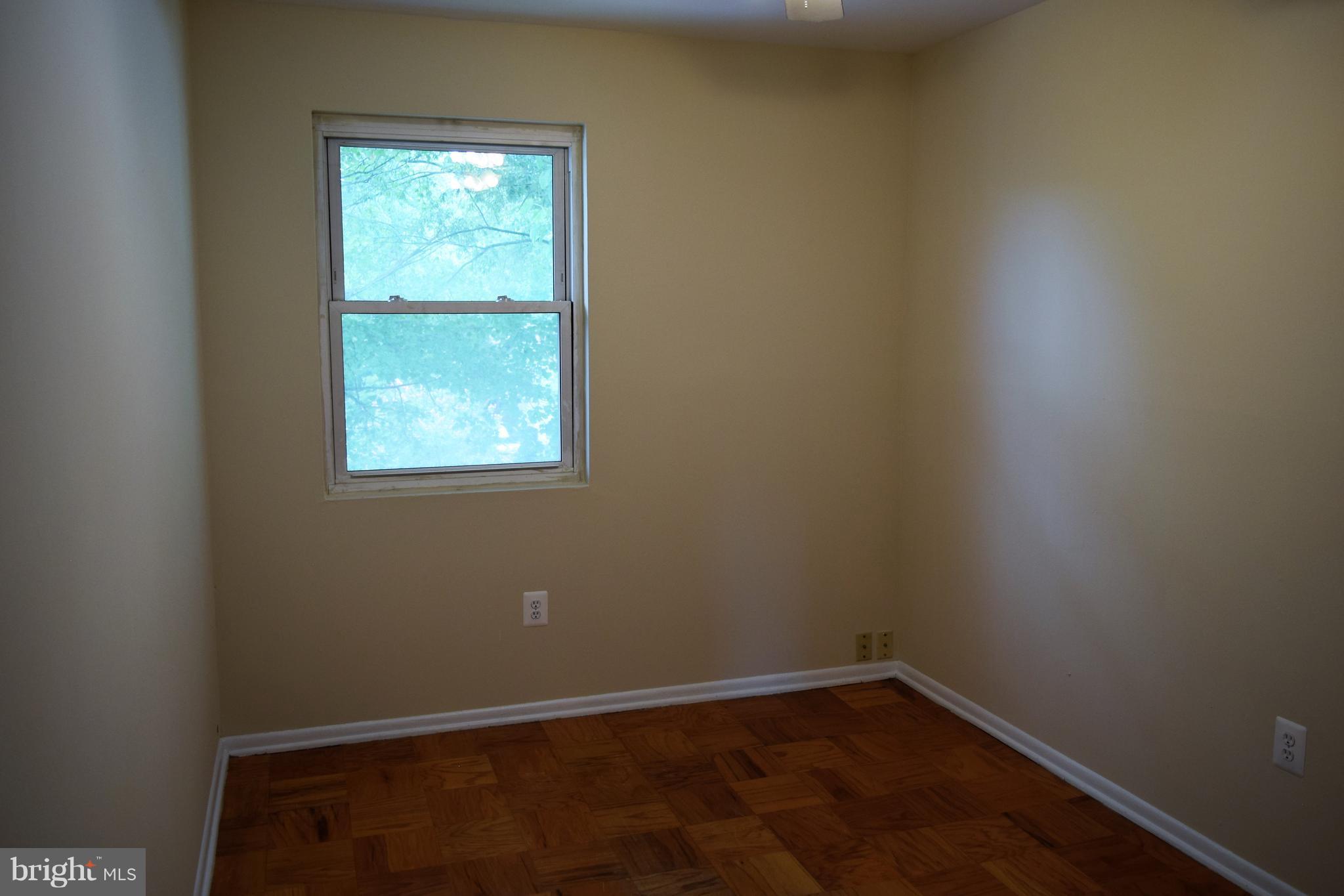 CENTRAL PARK CONDO - Residential