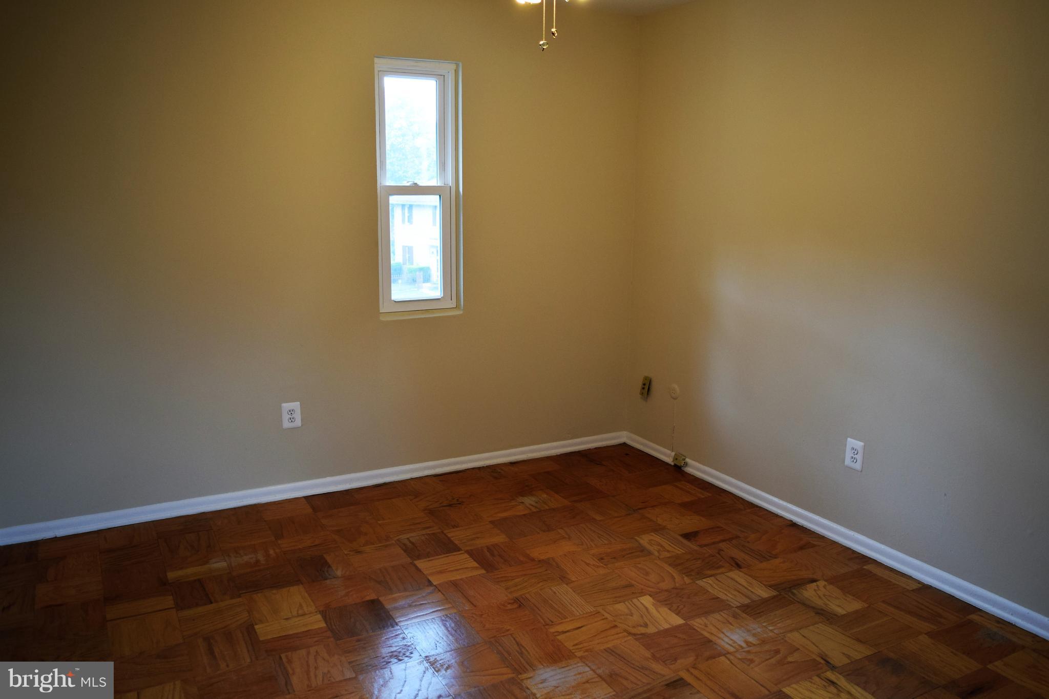 CENTRAL PARK CONDO - Residential