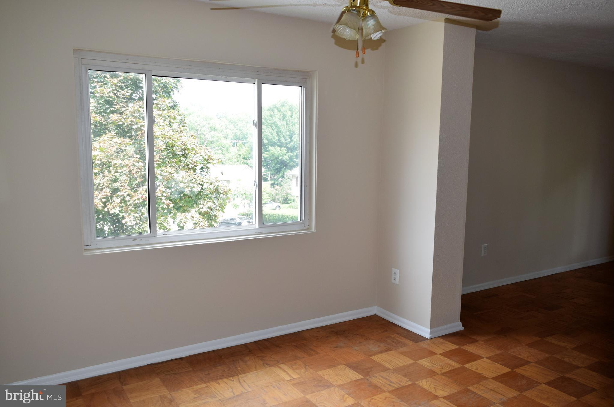 CENTRAL PARK CONDO - Residential