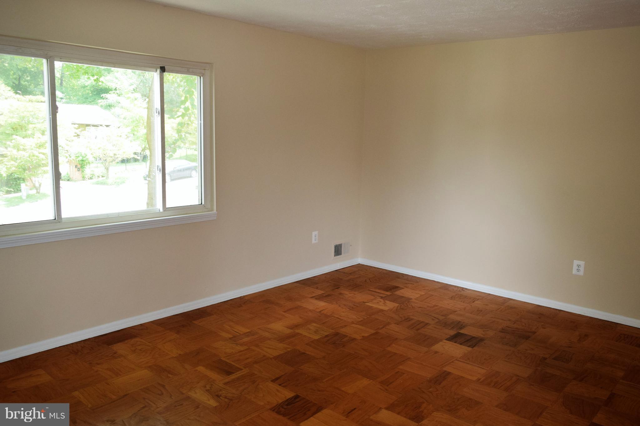 CENTRAL PARK CONDO - Residential