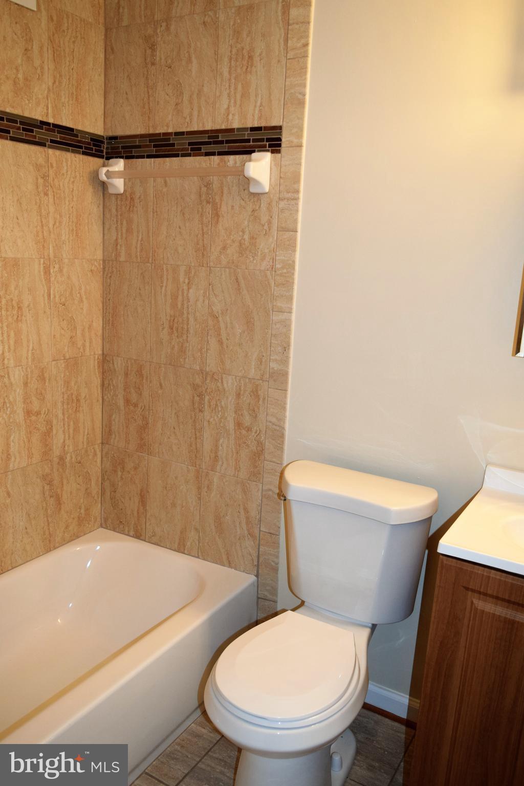 CENTRAL PARK CONDO - Residential