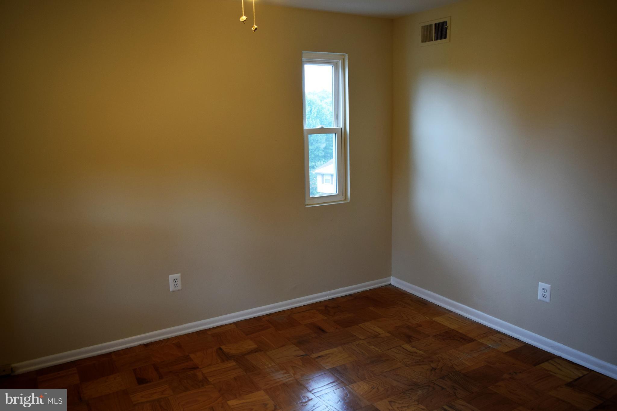 CENTRAL PARK CONDO - Residential