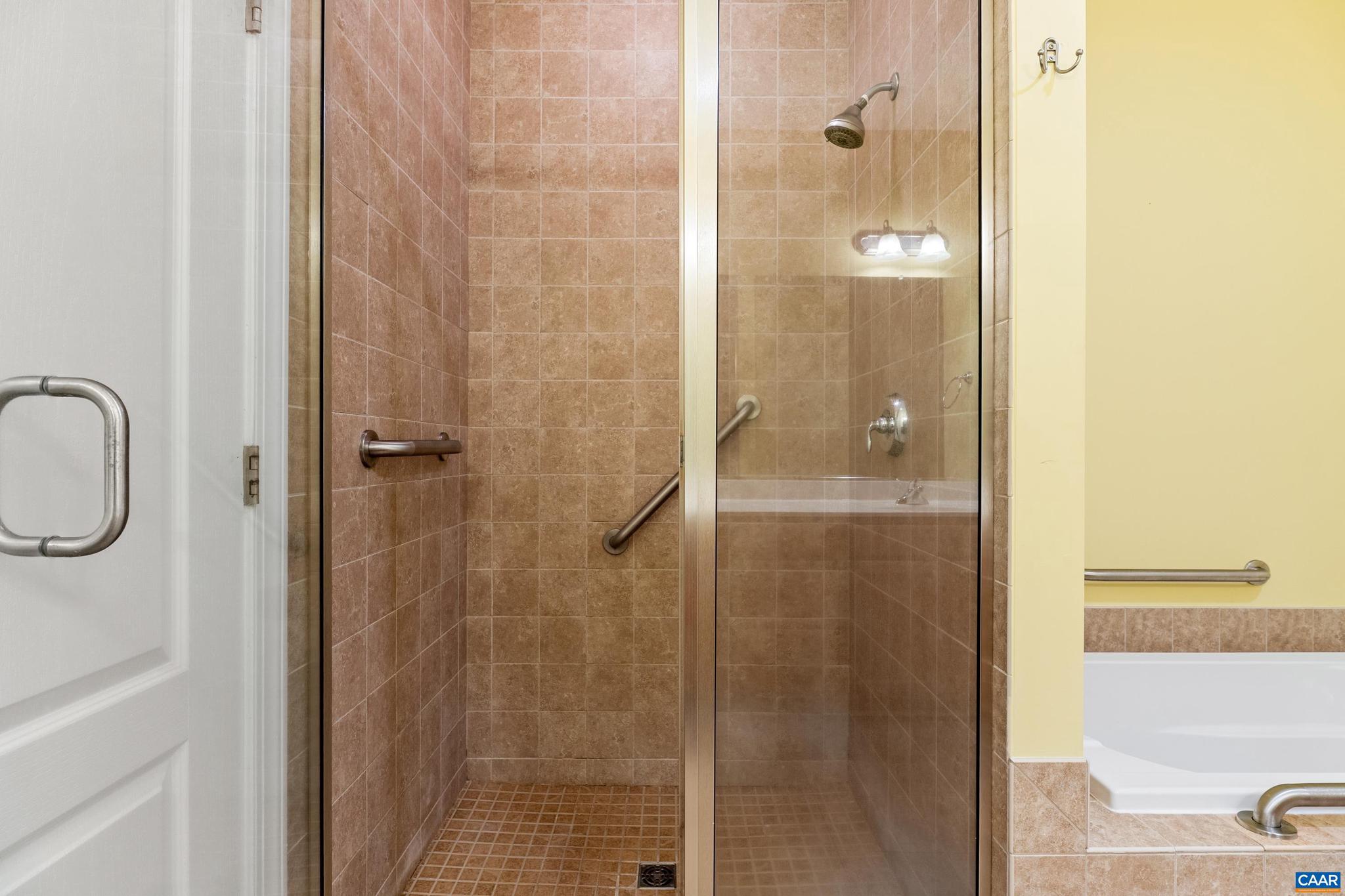 SPRING CREEK - Residential