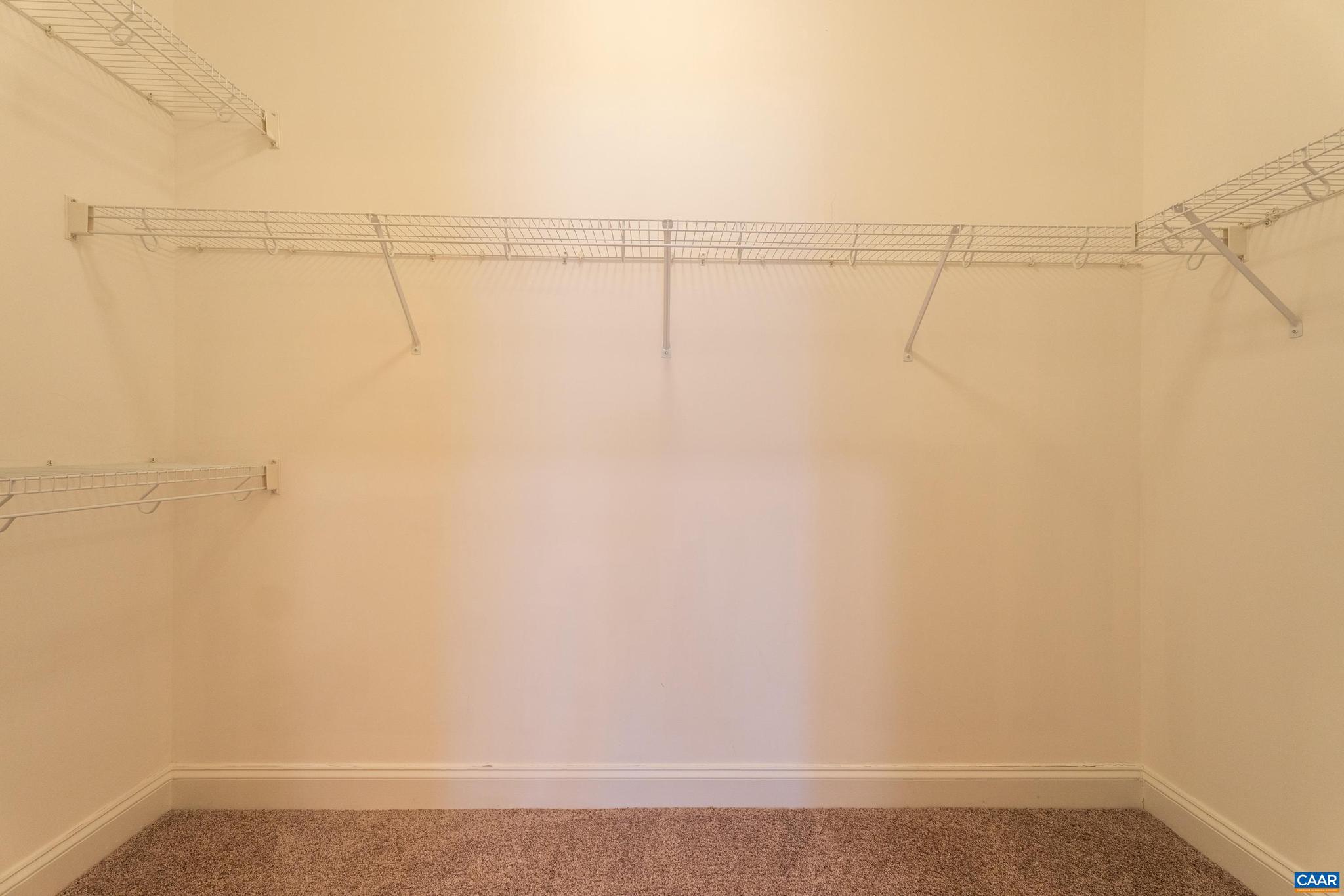 SPRING CREEK - Residential