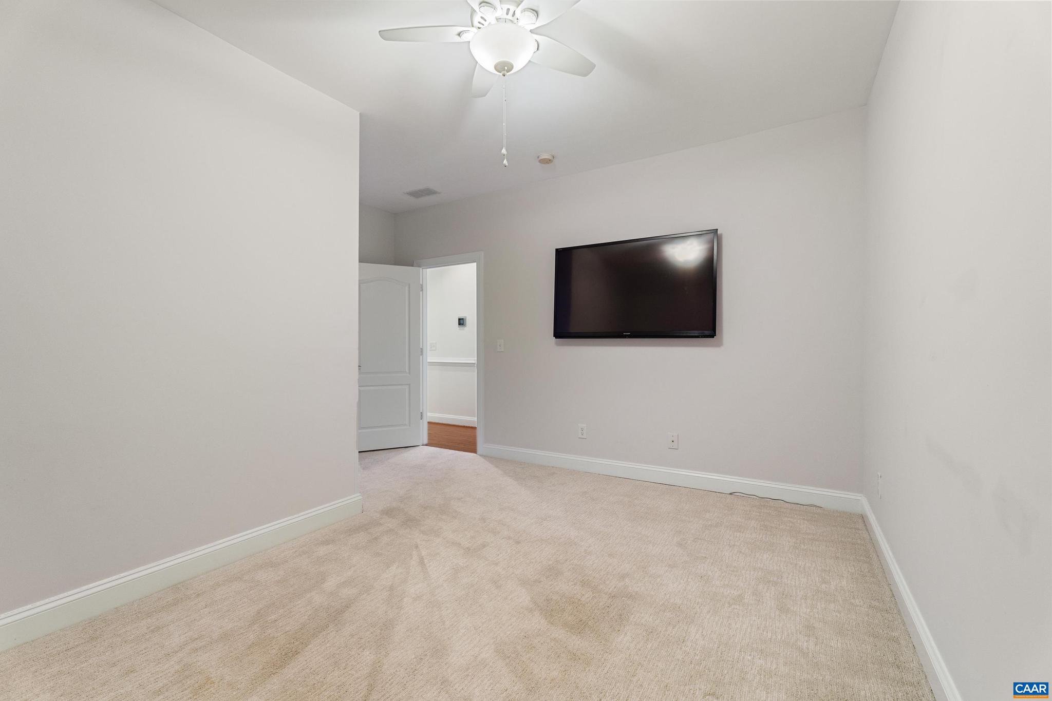 SPRING CREEK - Residential