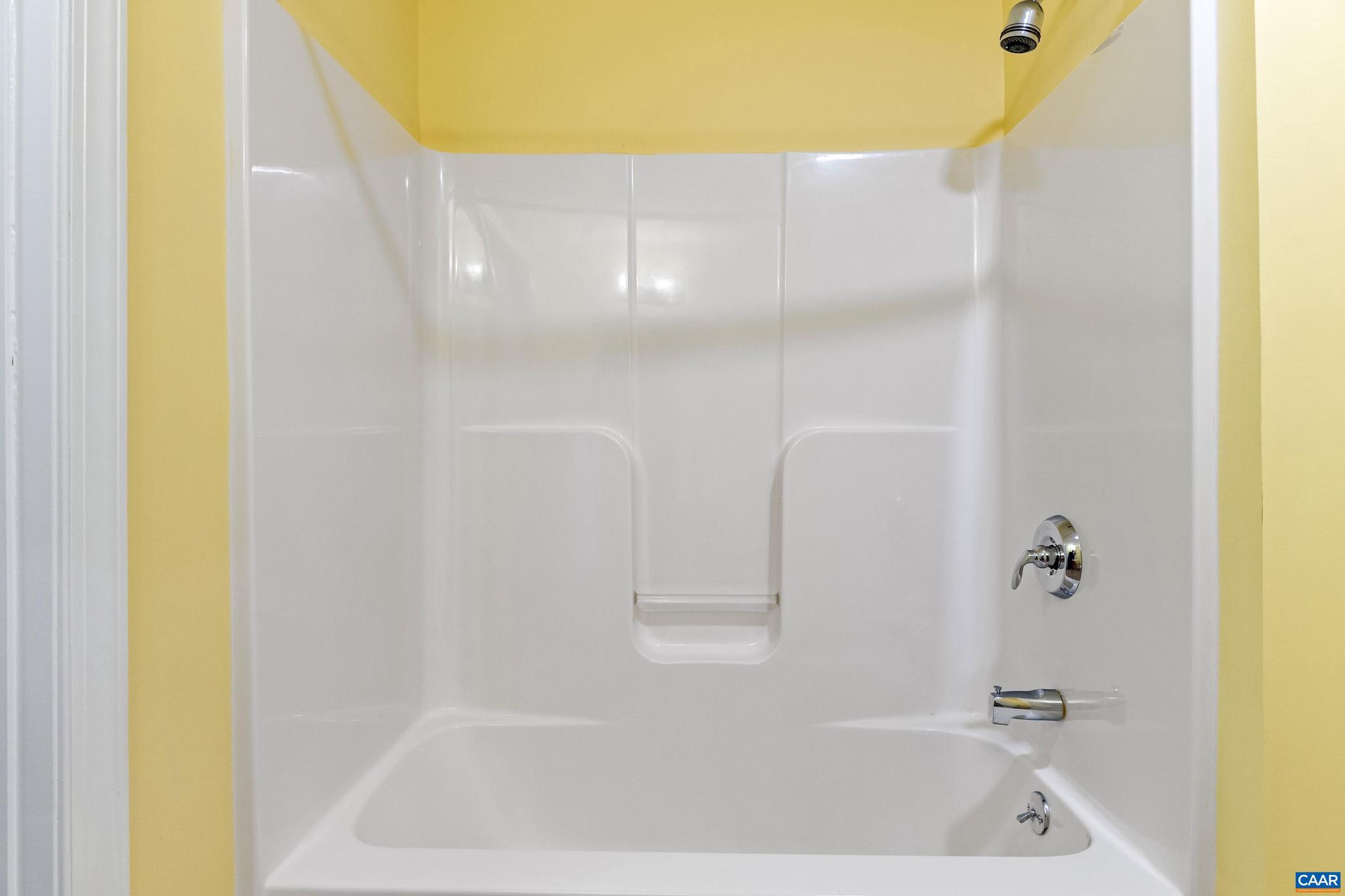 SPRING CREEK - Residential