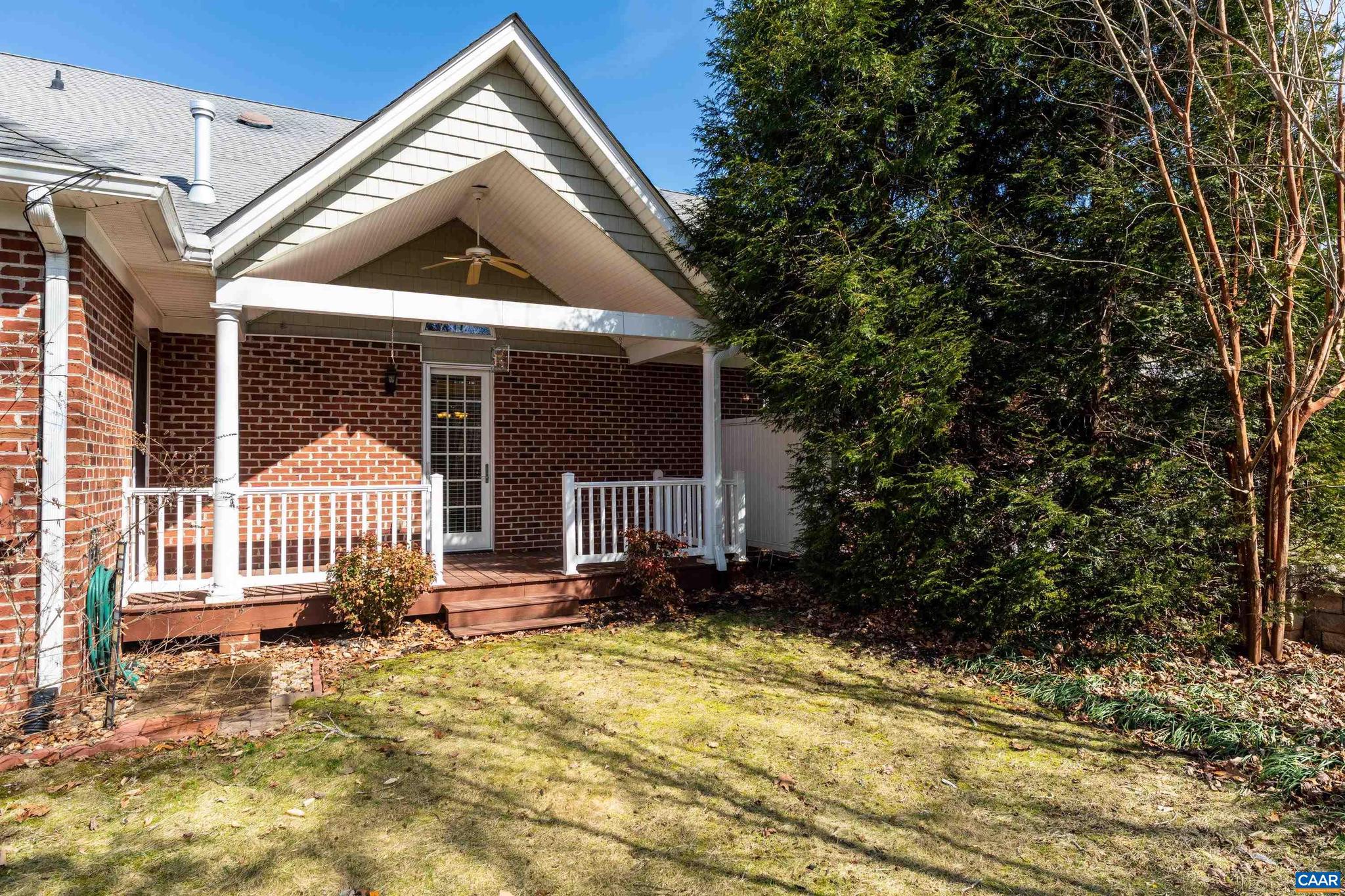 SPRING CREEK - Residential