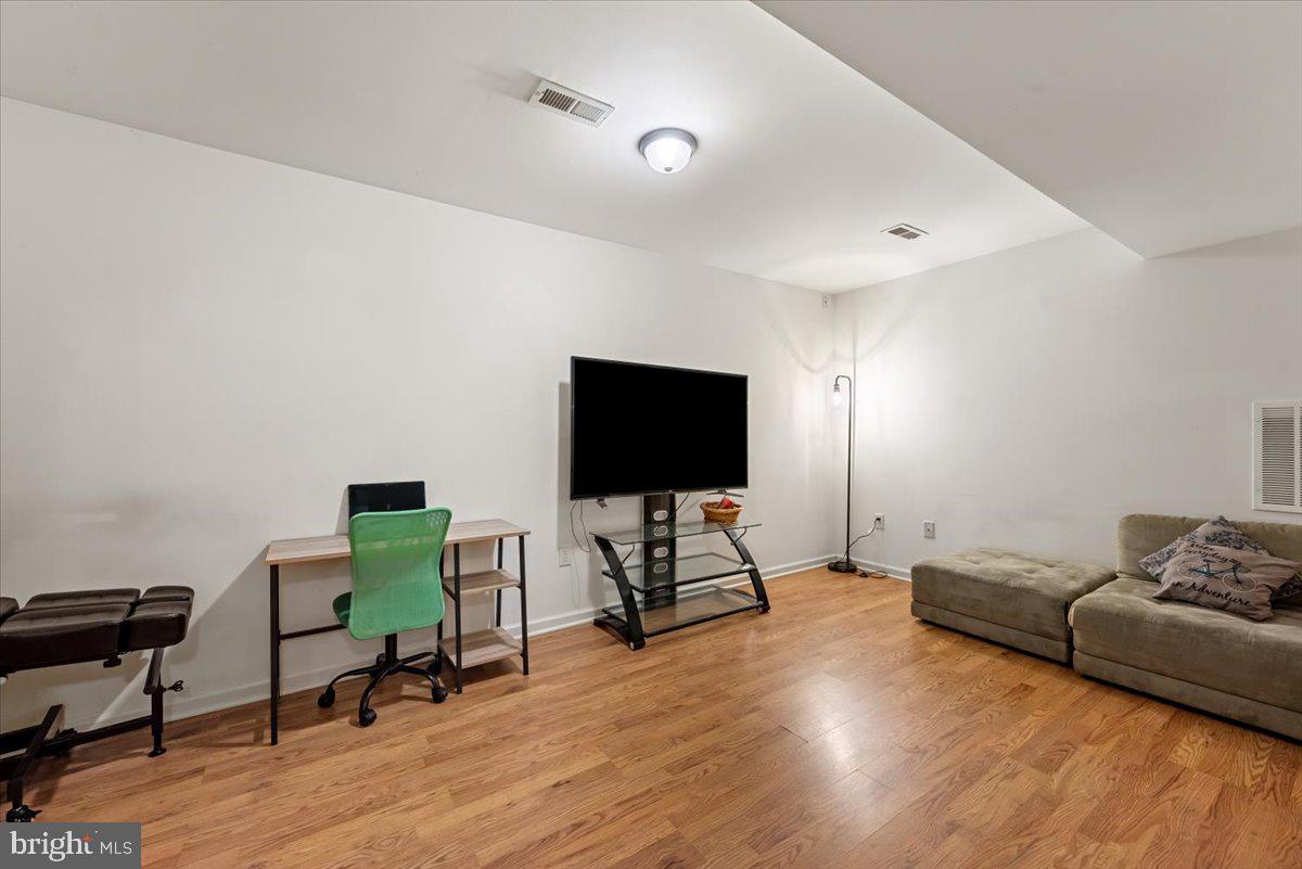 THE COVE - Residential