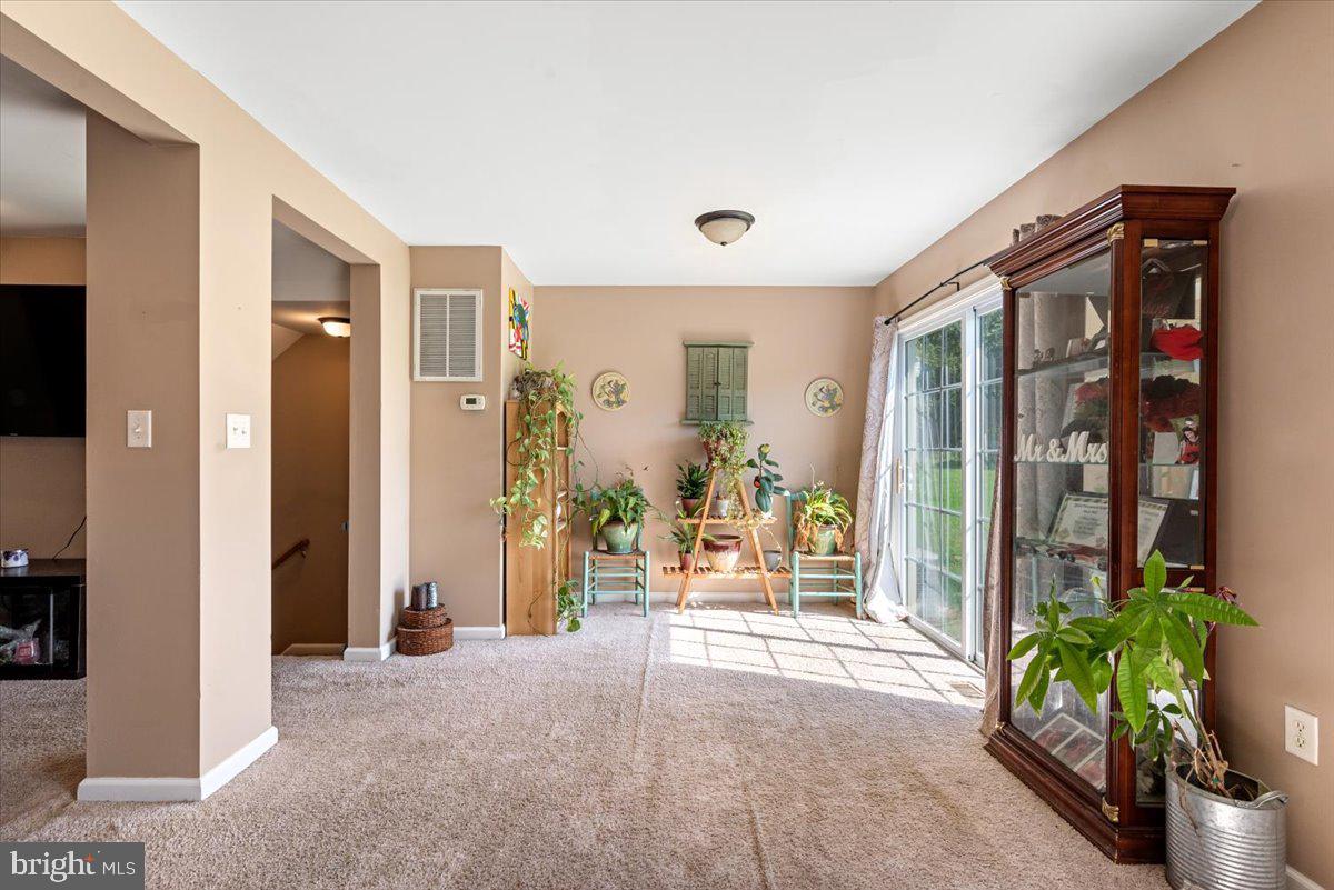 THE COVE - Residential