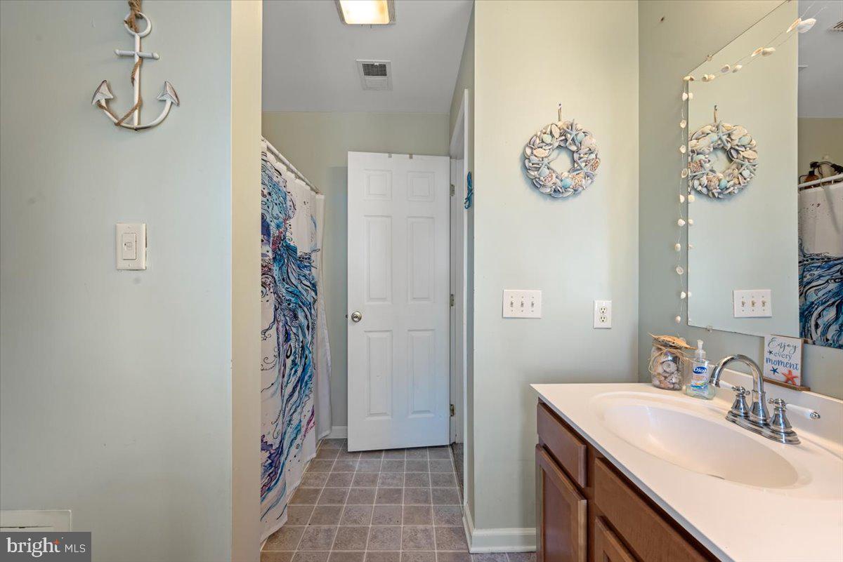 THE COVE - Residential