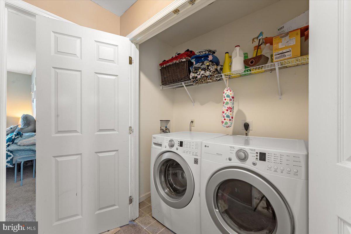 THE COVE - Residential