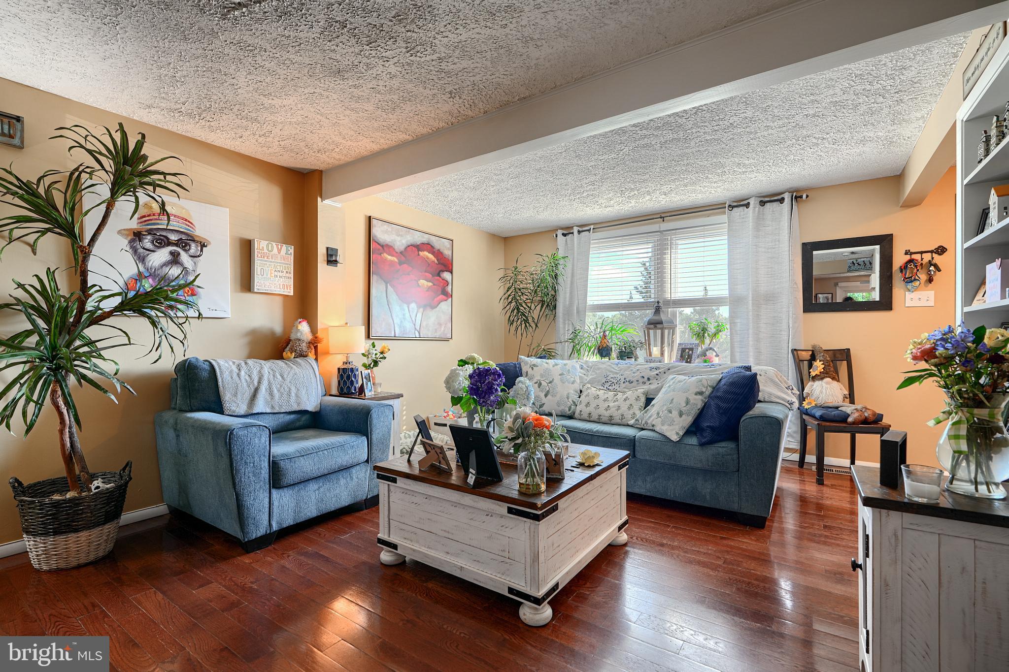 3105 HOLLY BERRY COURT