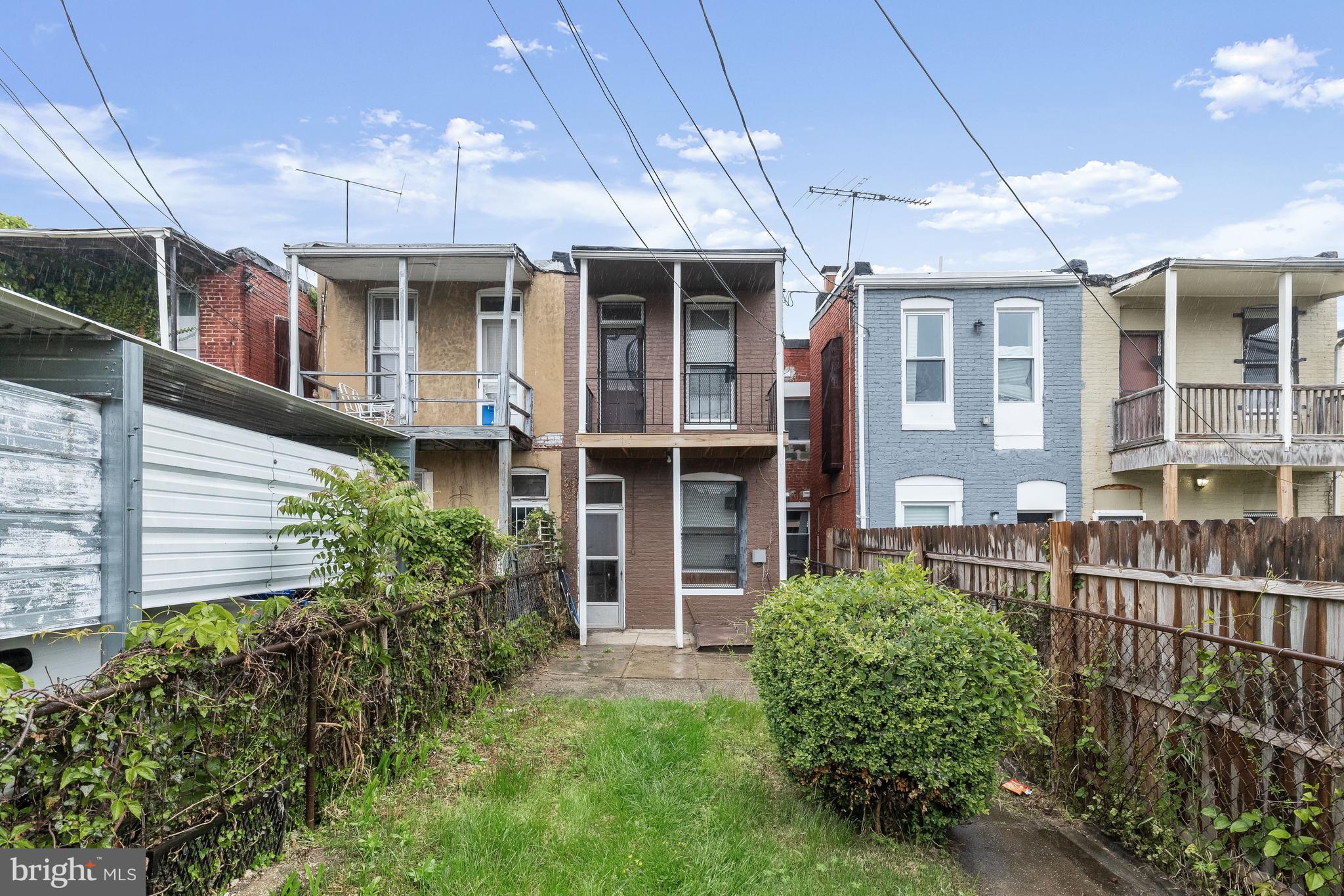 WINCHESTER - Residential