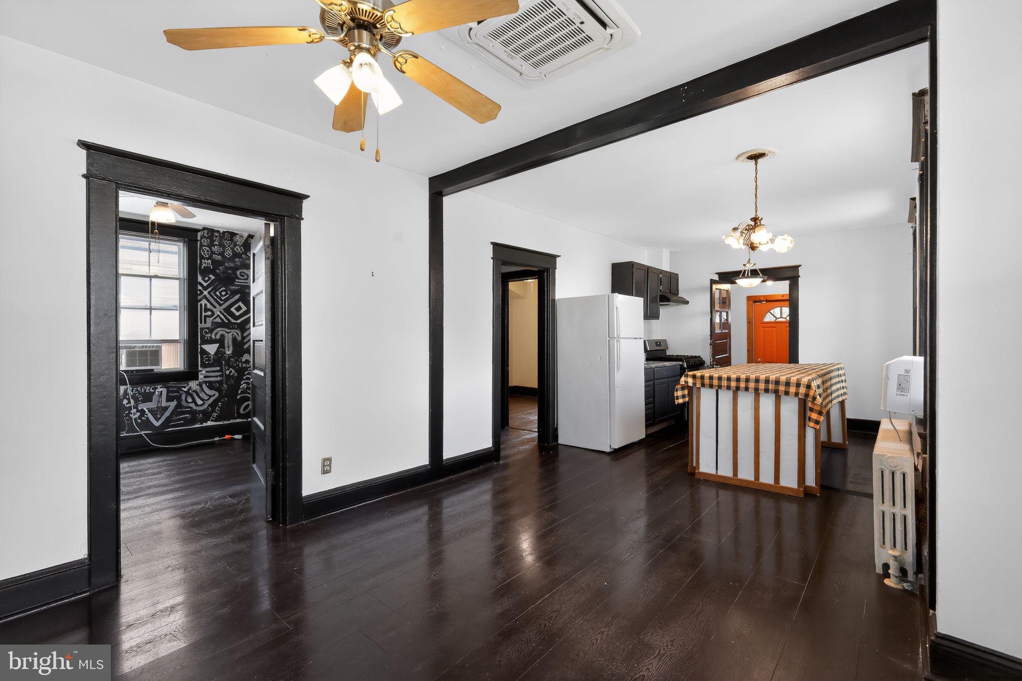 123 XENIA STREET SE
