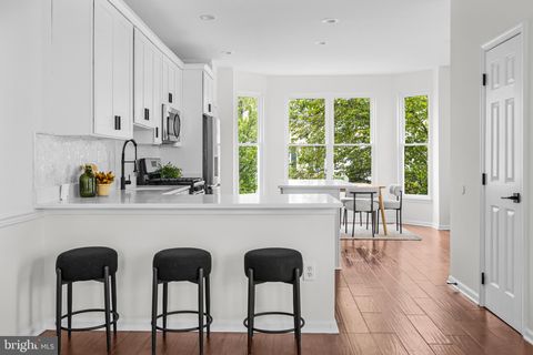 Photo of 6954 Banchory Court, ALEXANDRIA, VA 22315 (MLS # VAFX2307124)