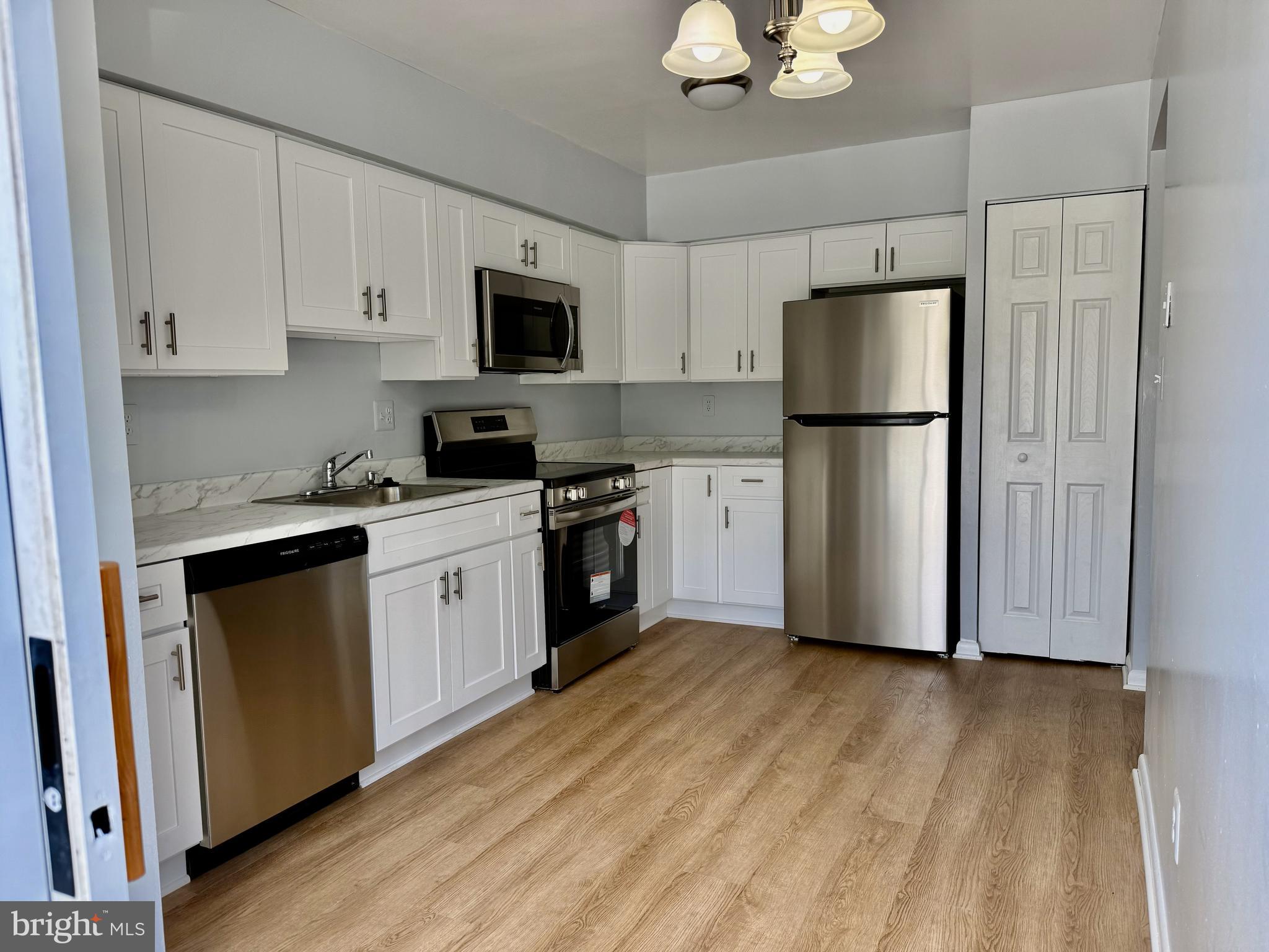 GREENFIELDS - Residential