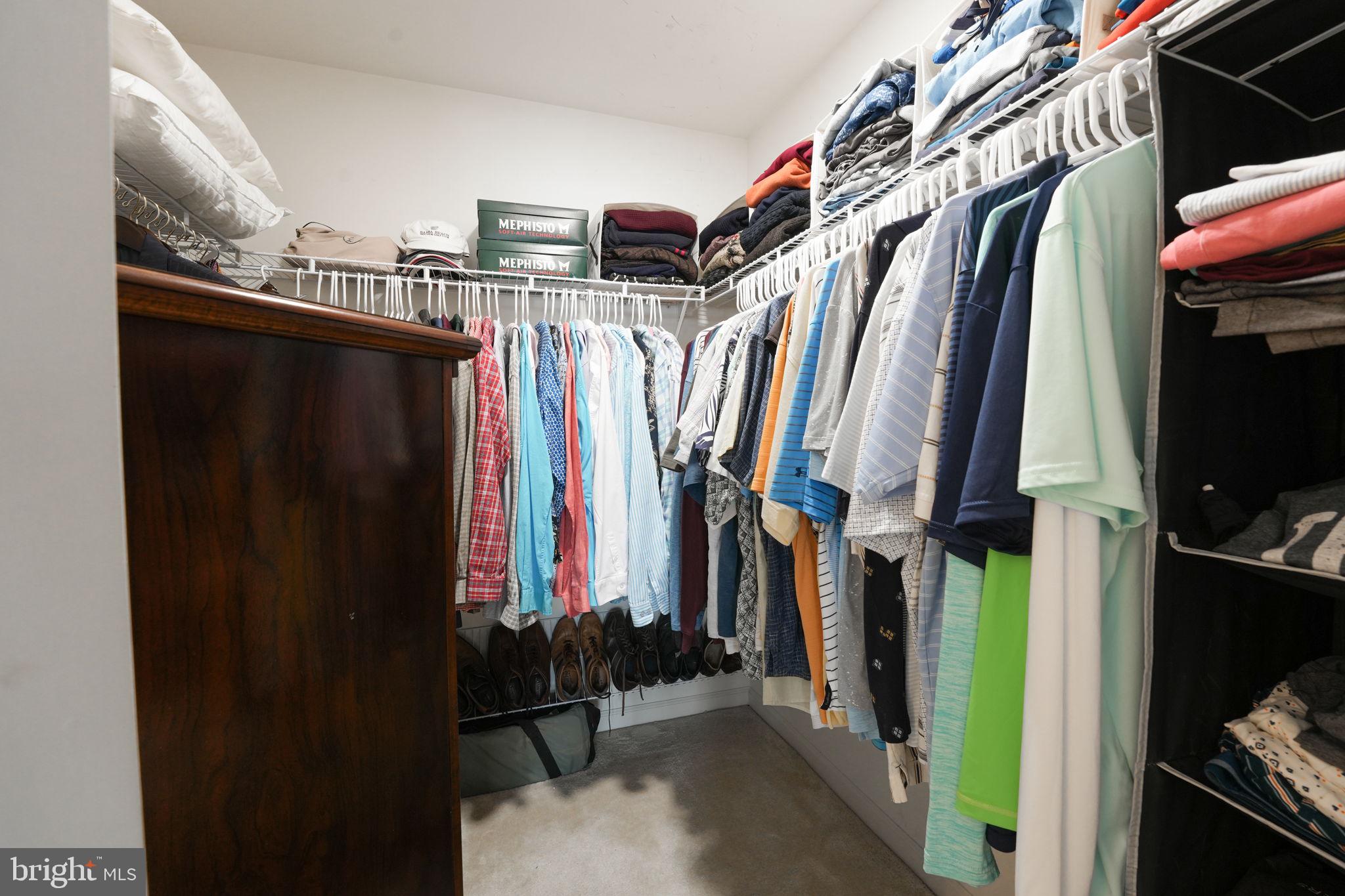 OCCOQUAN POINTE CONDO - Residential