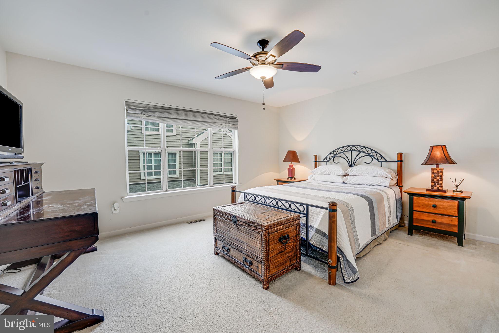 OCCOQUAN POINTE CONDO - Residential