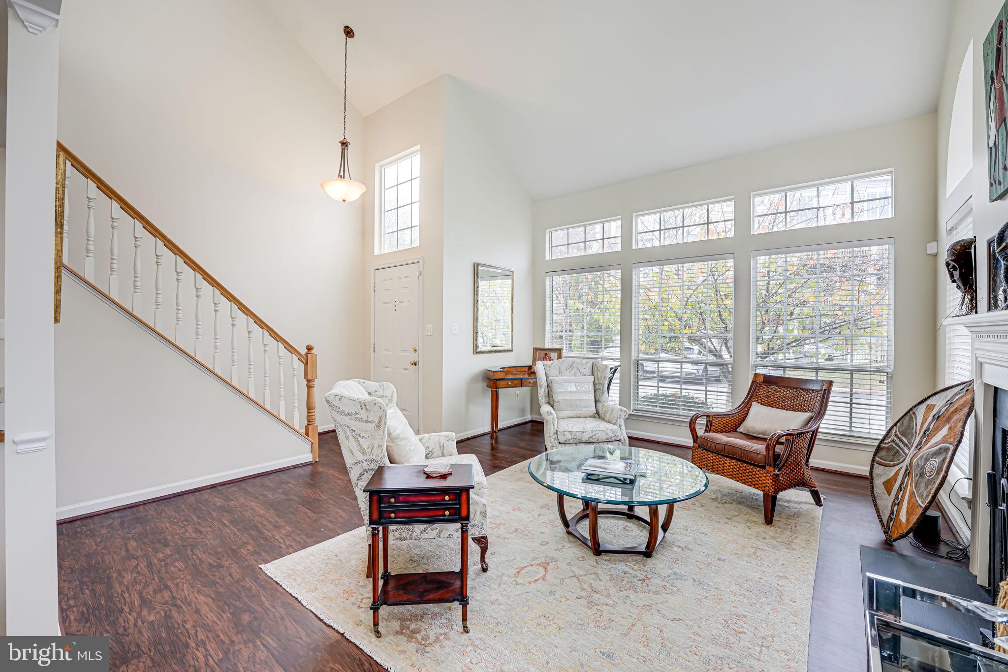 OCCOQUAN POINTE CONDO - Residential