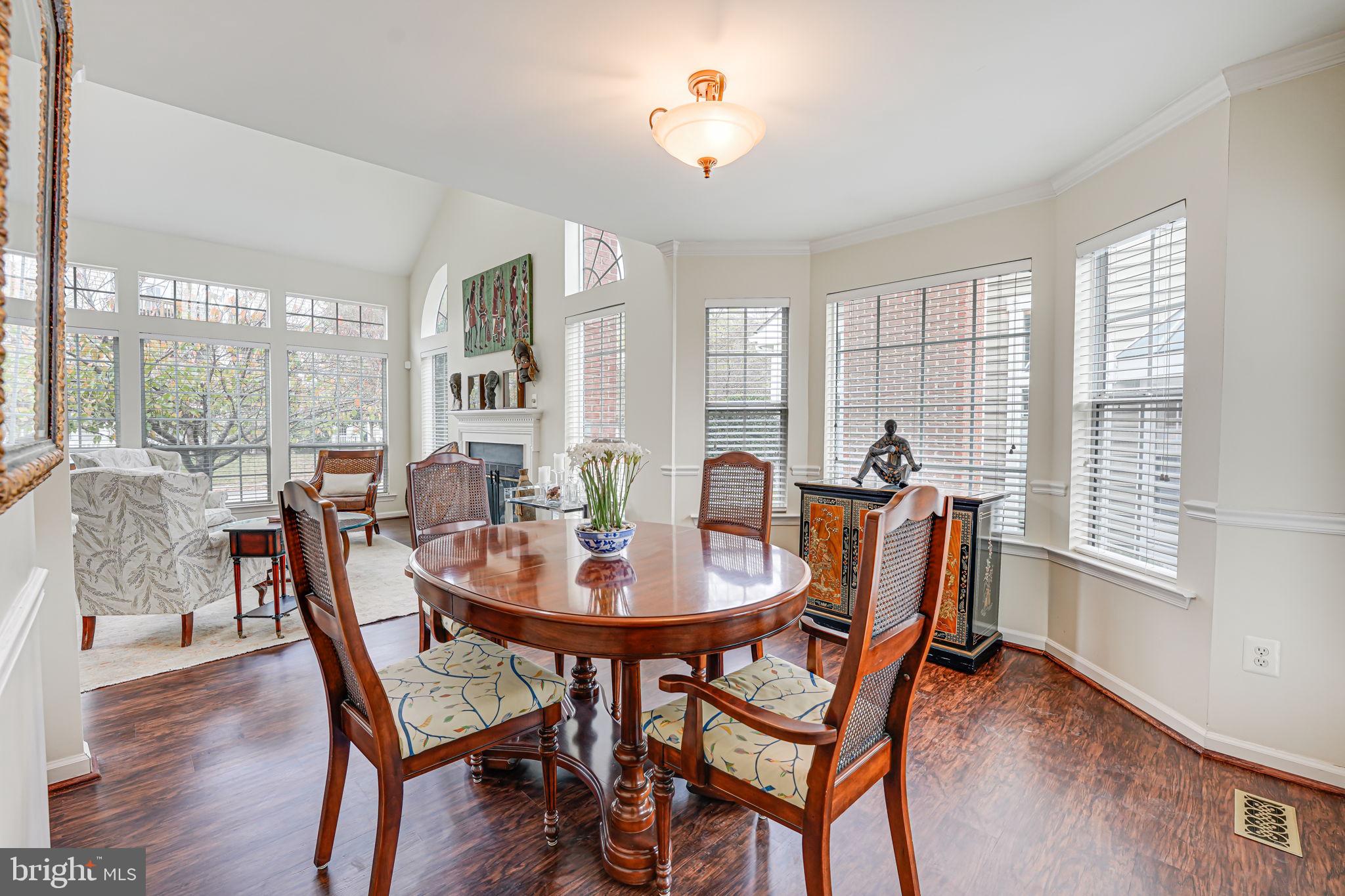 OCCOQUAN POINTE CONDO - Residential