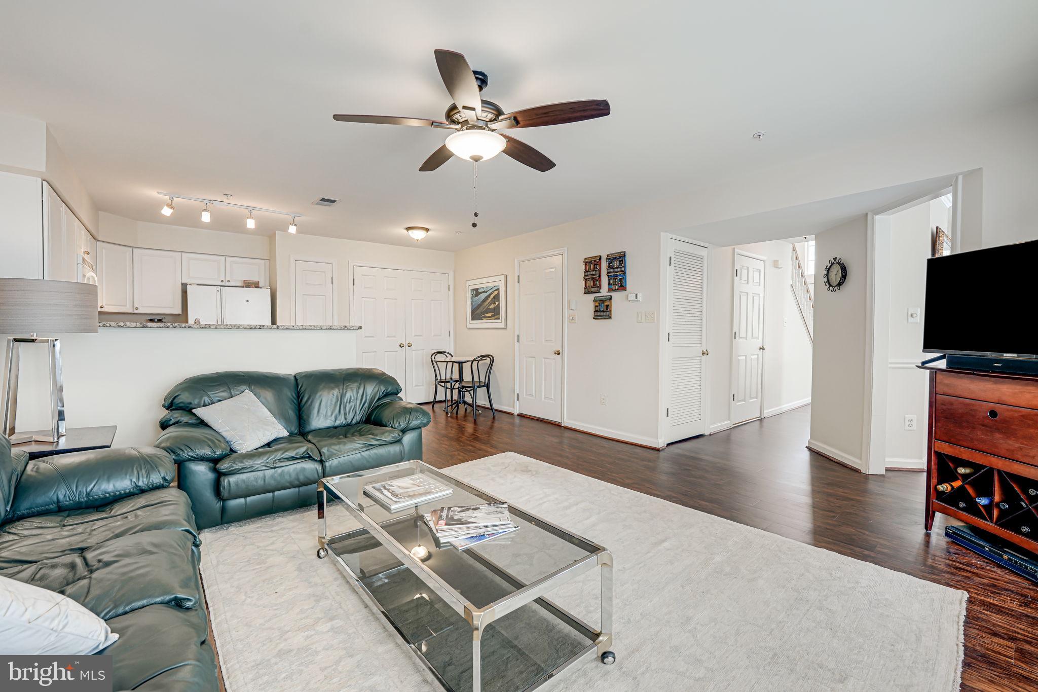 OCCOQUAN POINTE CONDO - Residential