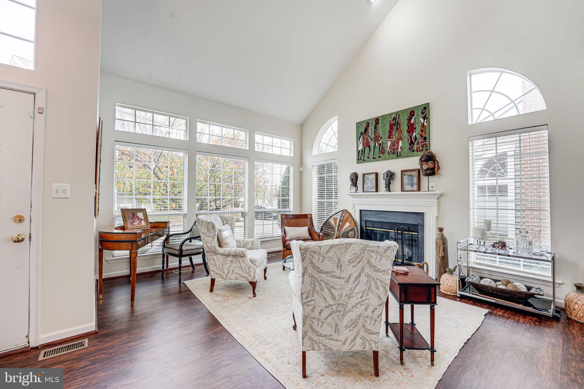 OCCOQUAN POINTE CONDO - Residential