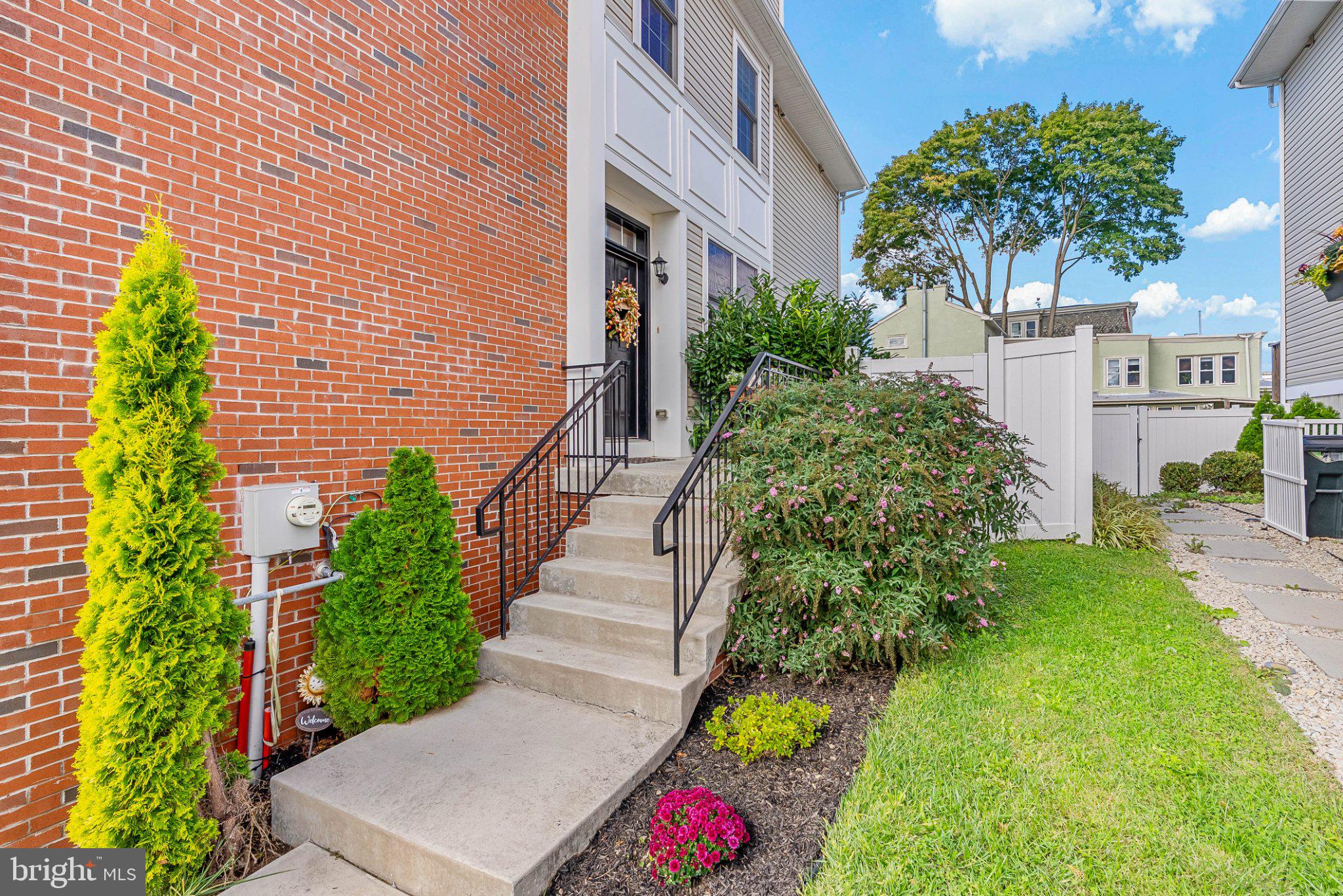 502 KINGSLEY COURT