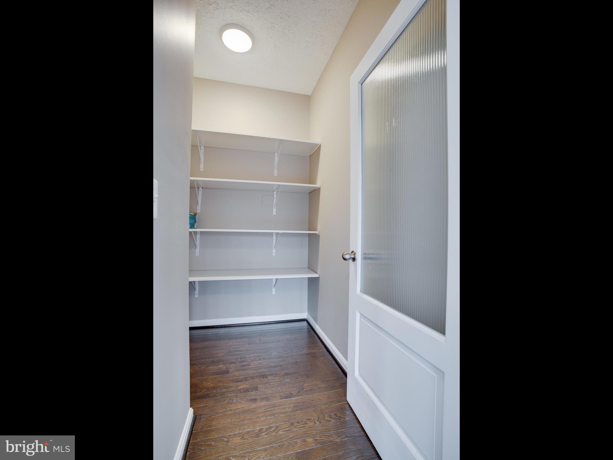 SETTLE WOODS SUB - Residential