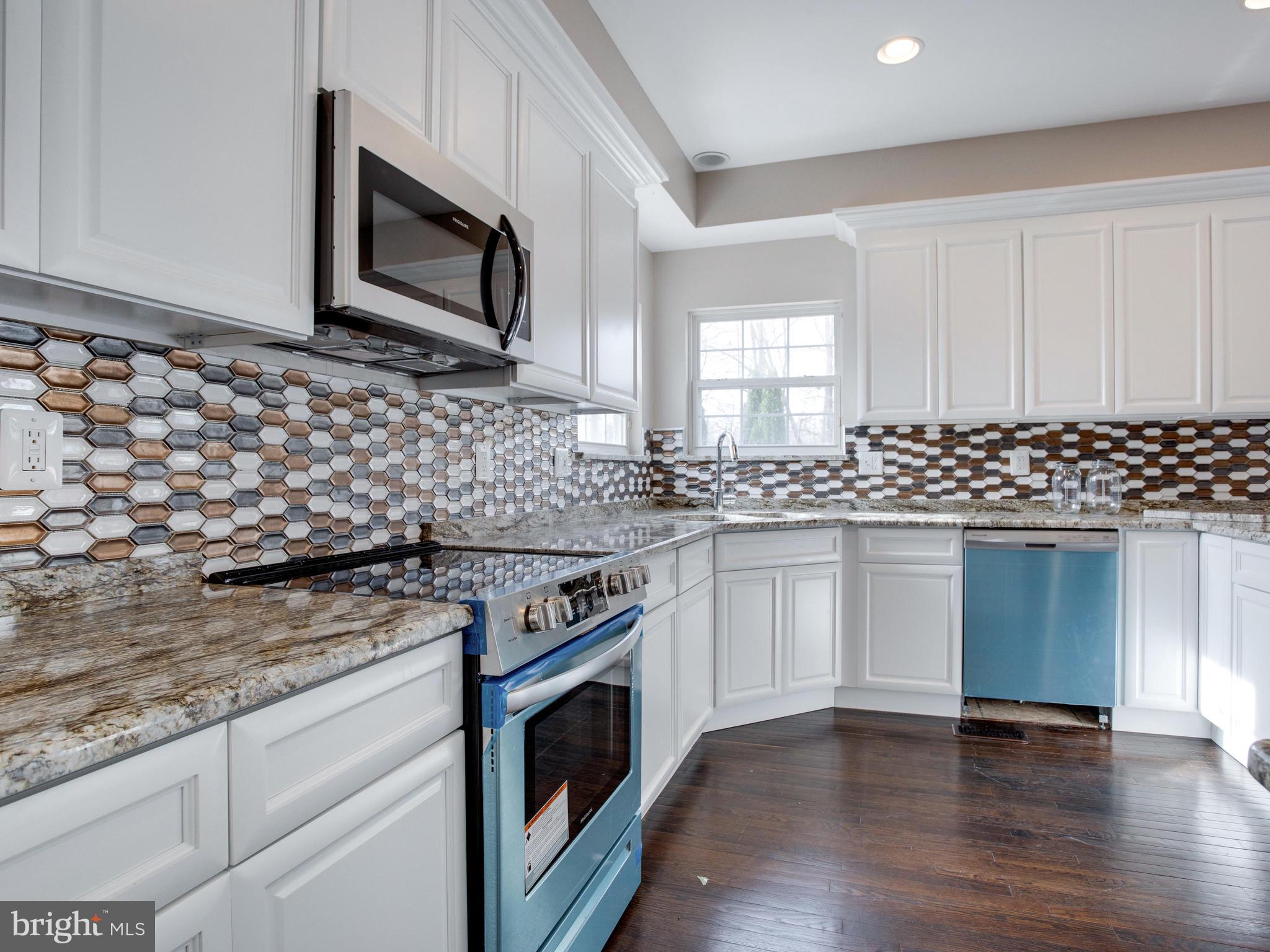 SETTLE WOODS SUB - Residential