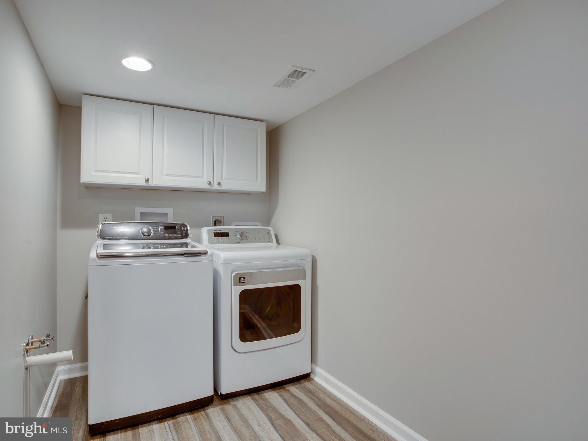 SETTLE WOODS SUB - Residential