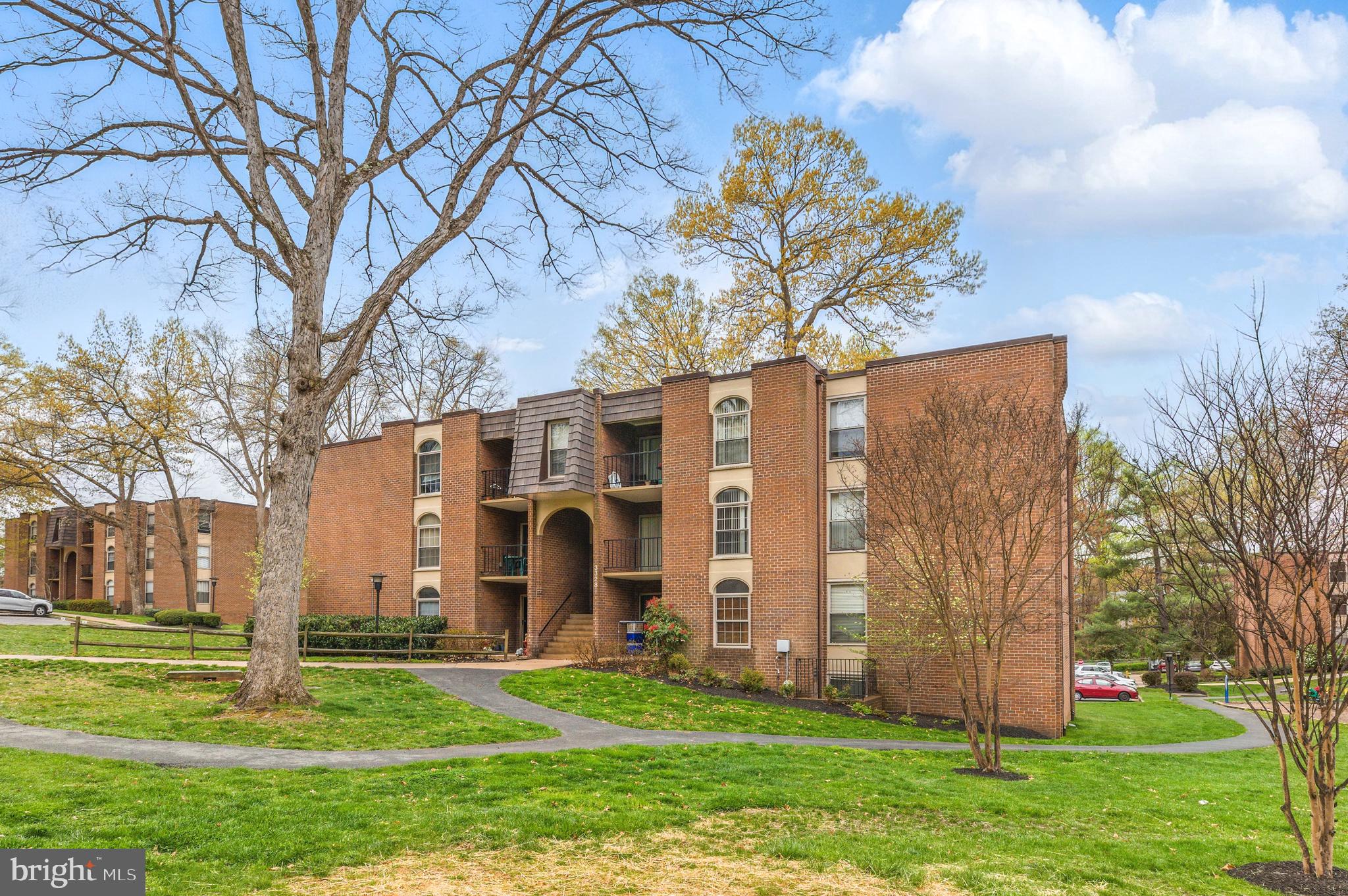 3328 WOODBURN VILLAGE DRIVE 23