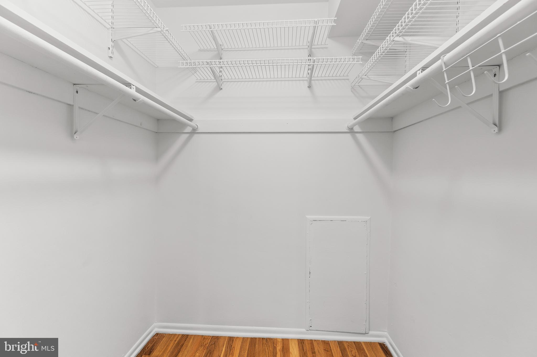 WOODBURN VILLAGE - Residential