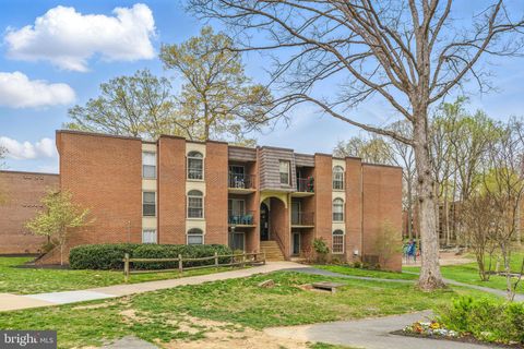 3328 WOODBURN VILLAGE DRIVE 23 ANNANDALE VA 22003