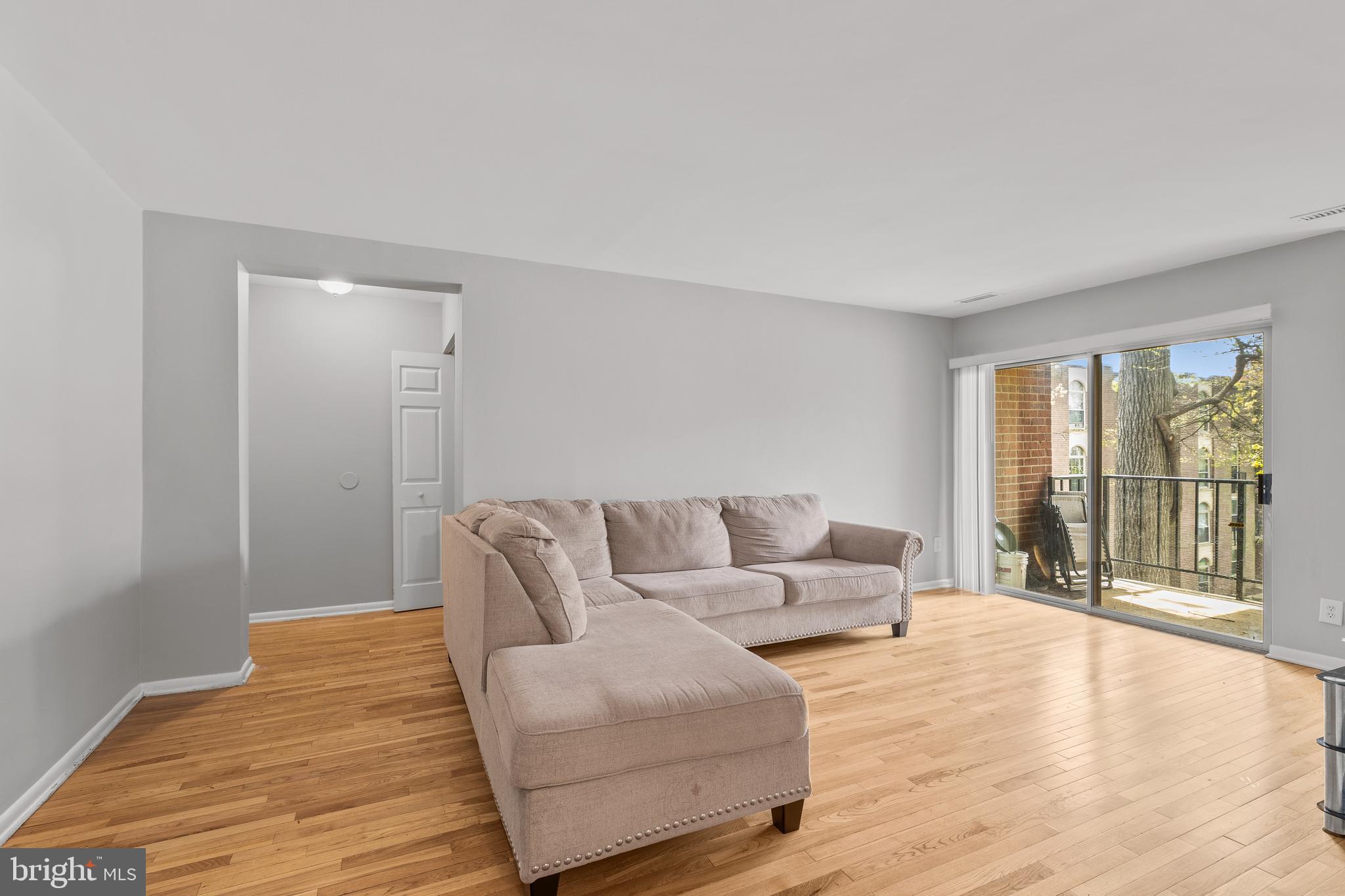 3328 WOODBURN VILLAGE DRIVE 23