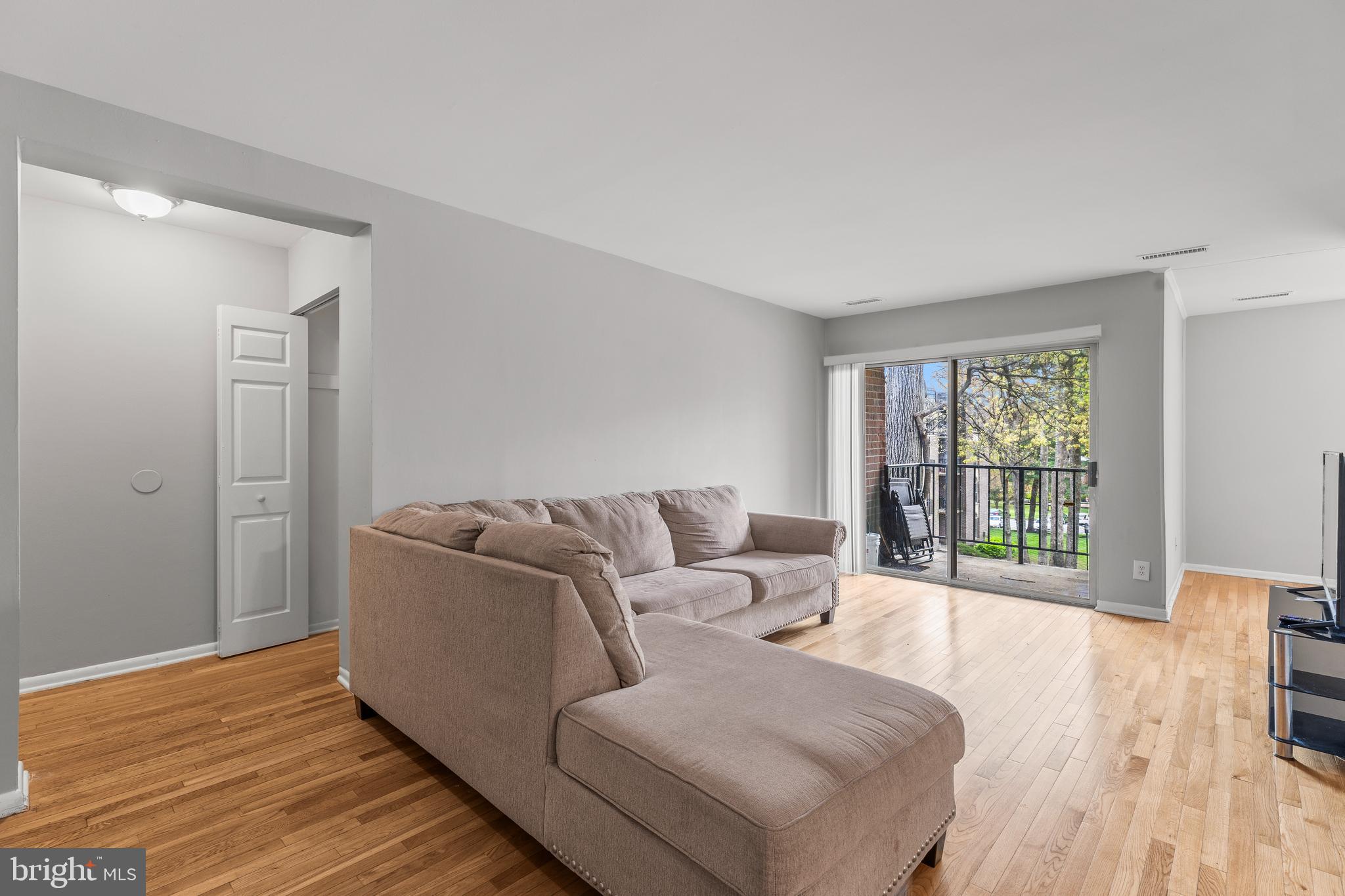 3328 WOODBURN VILLAGE DRIVE 23