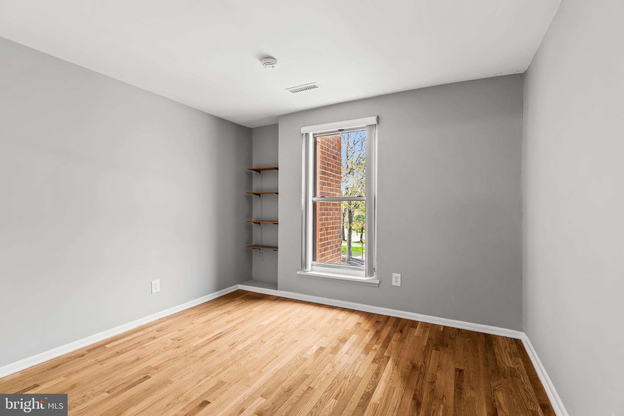 WOODBURN VILLAGE - Residential