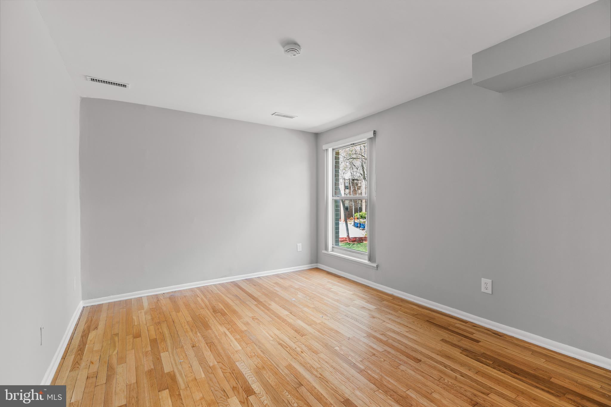 WOODBURN VILLAGE - Residential